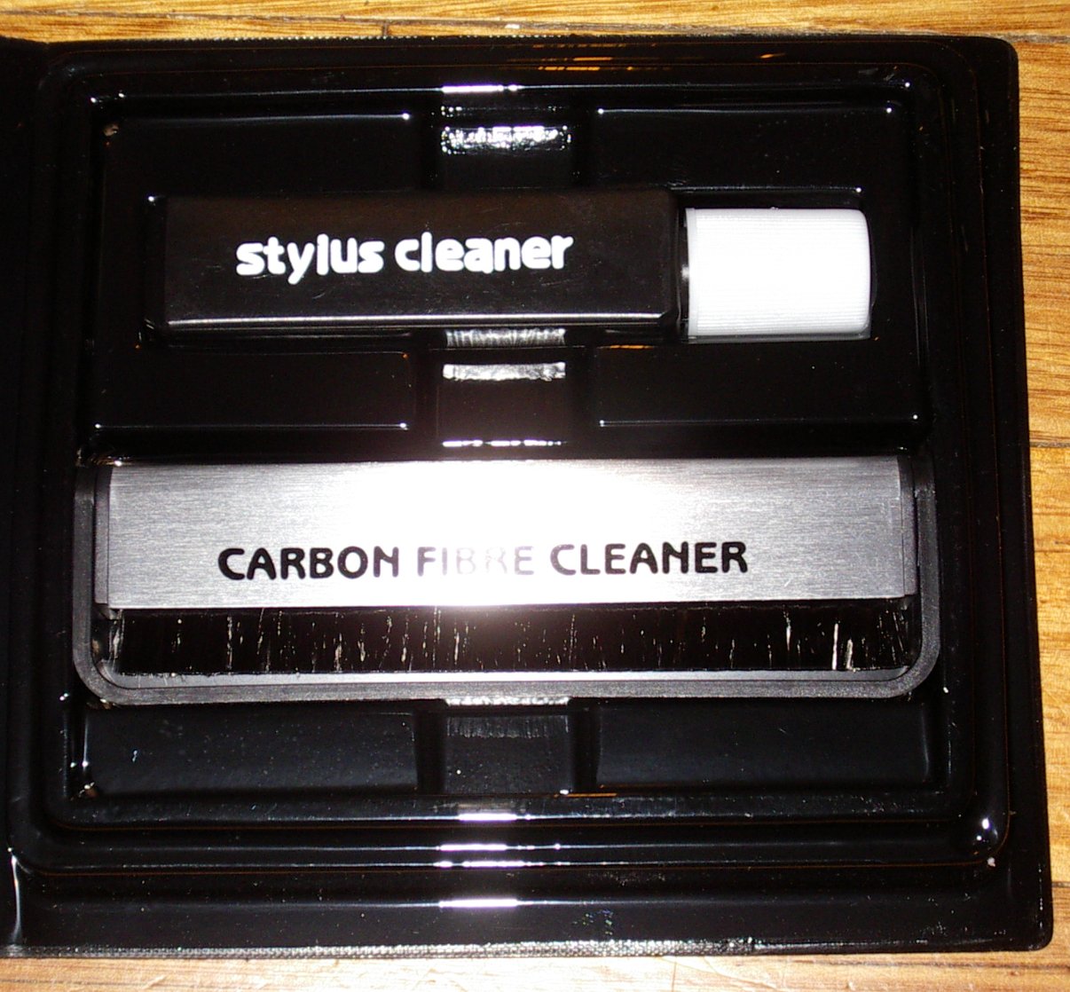 High - Quality Professional Vinyl LP Record and CD Cleaning Kit - Model MHFC - 9