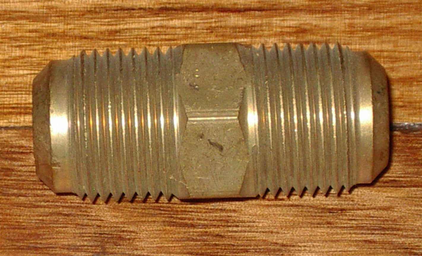 High - Quality Brass 5/8 SAE Flare Union Kit with Heavy - Duty Flare Nuts - Part # RF424KIT
