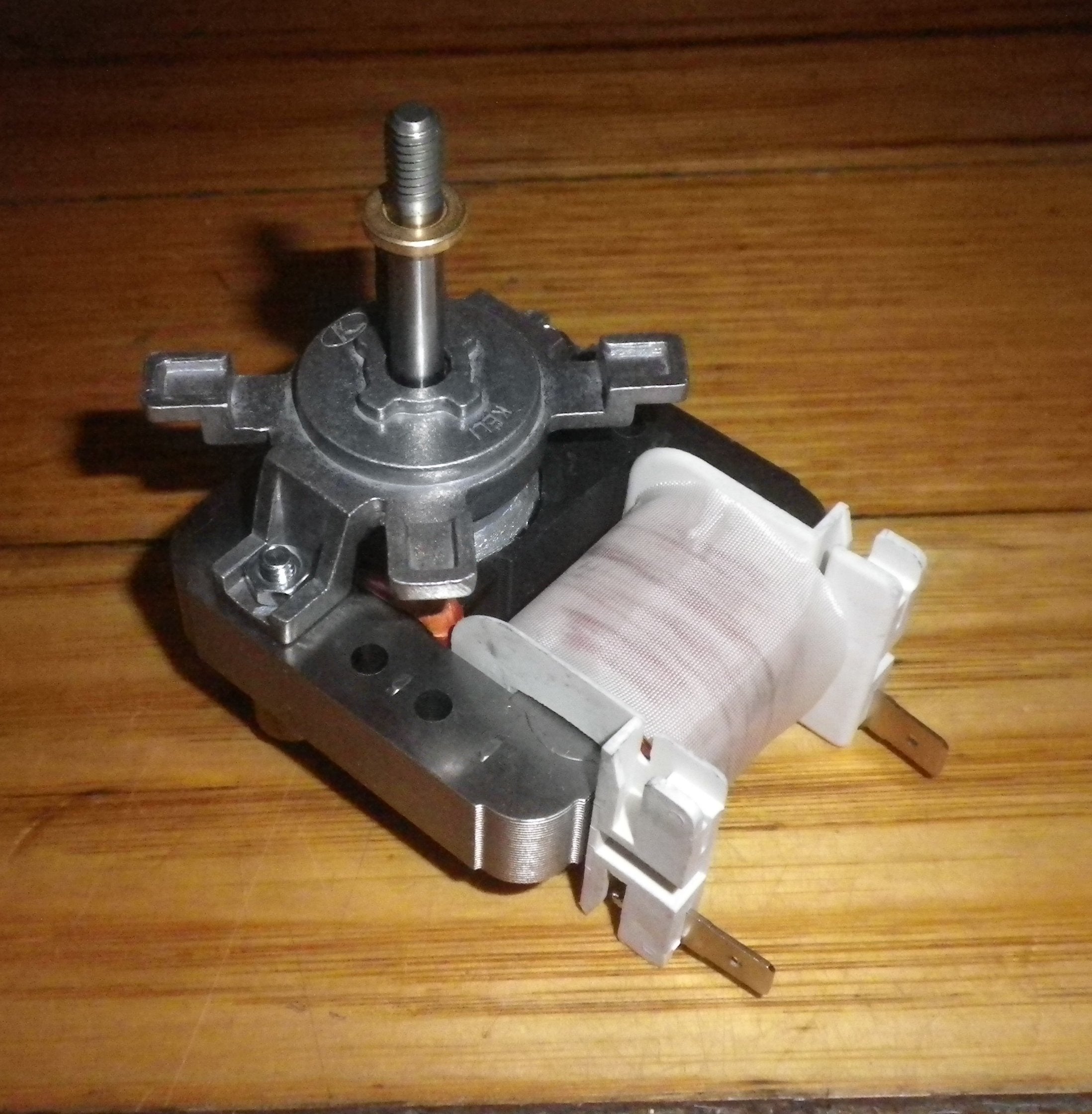 Westinghouse Right - Handed Counter - Clockwise Fan - Forced Oven Fan Motor, Part # 4055471058