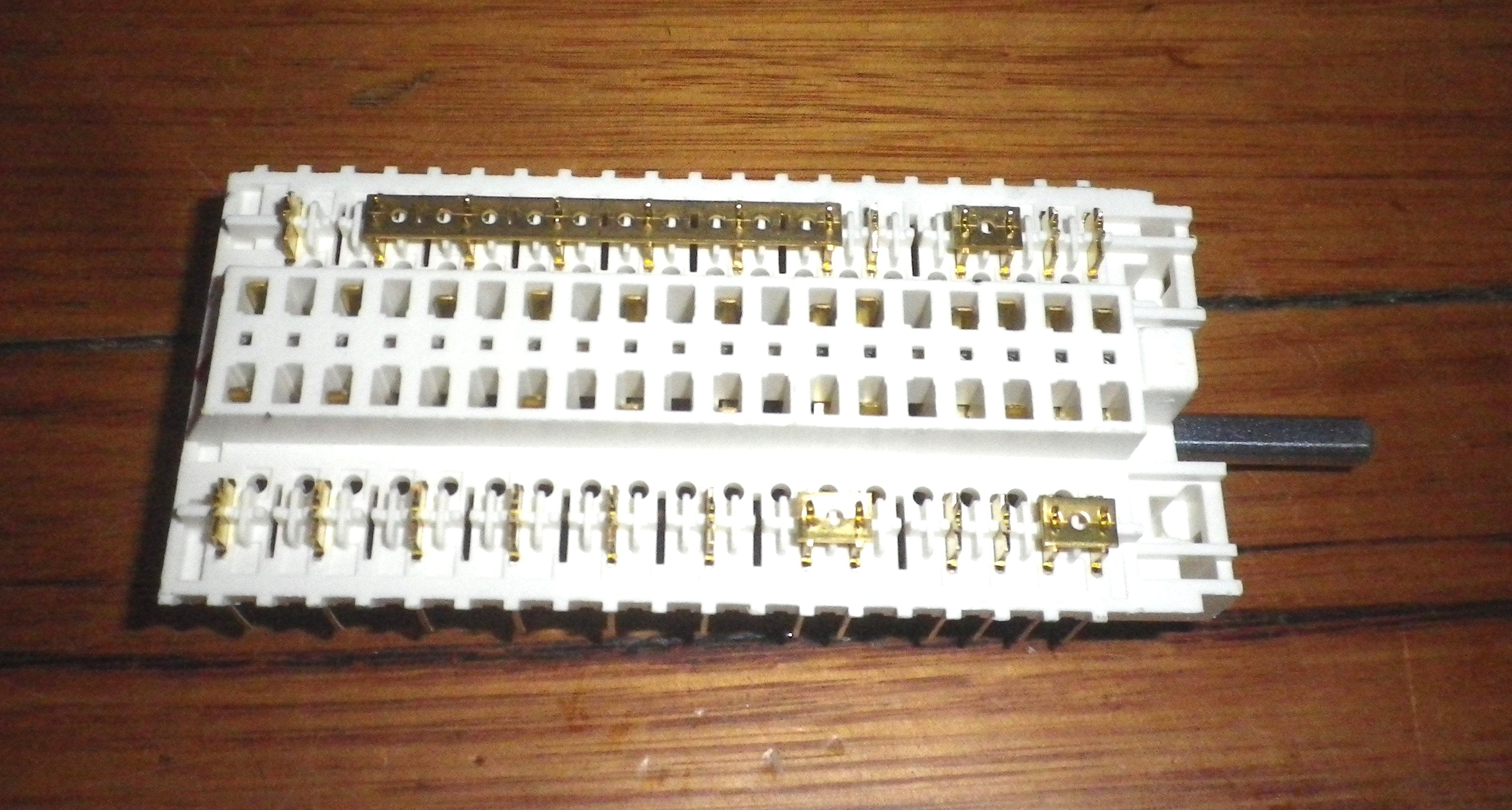Ariston and Indesit 8-Position Oven Function Selector Switch Appliance Part - Part Numbers C00196057, A196057