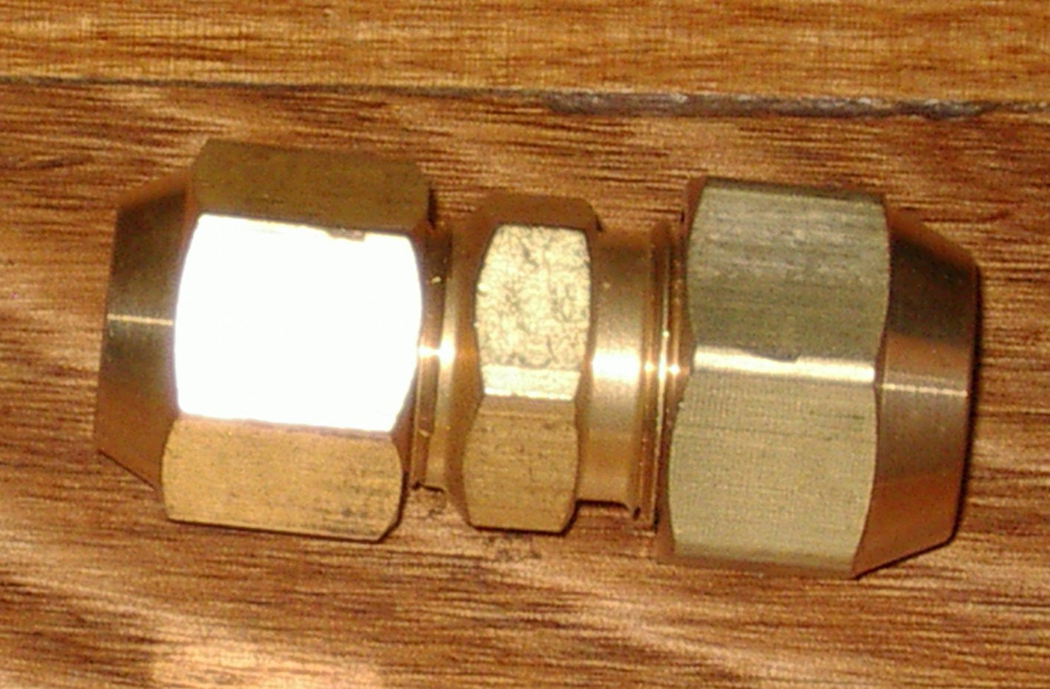 Heavy-Duty Brass 5/8 to 1/2 Flare Reducing Union Kit - RF705KIT