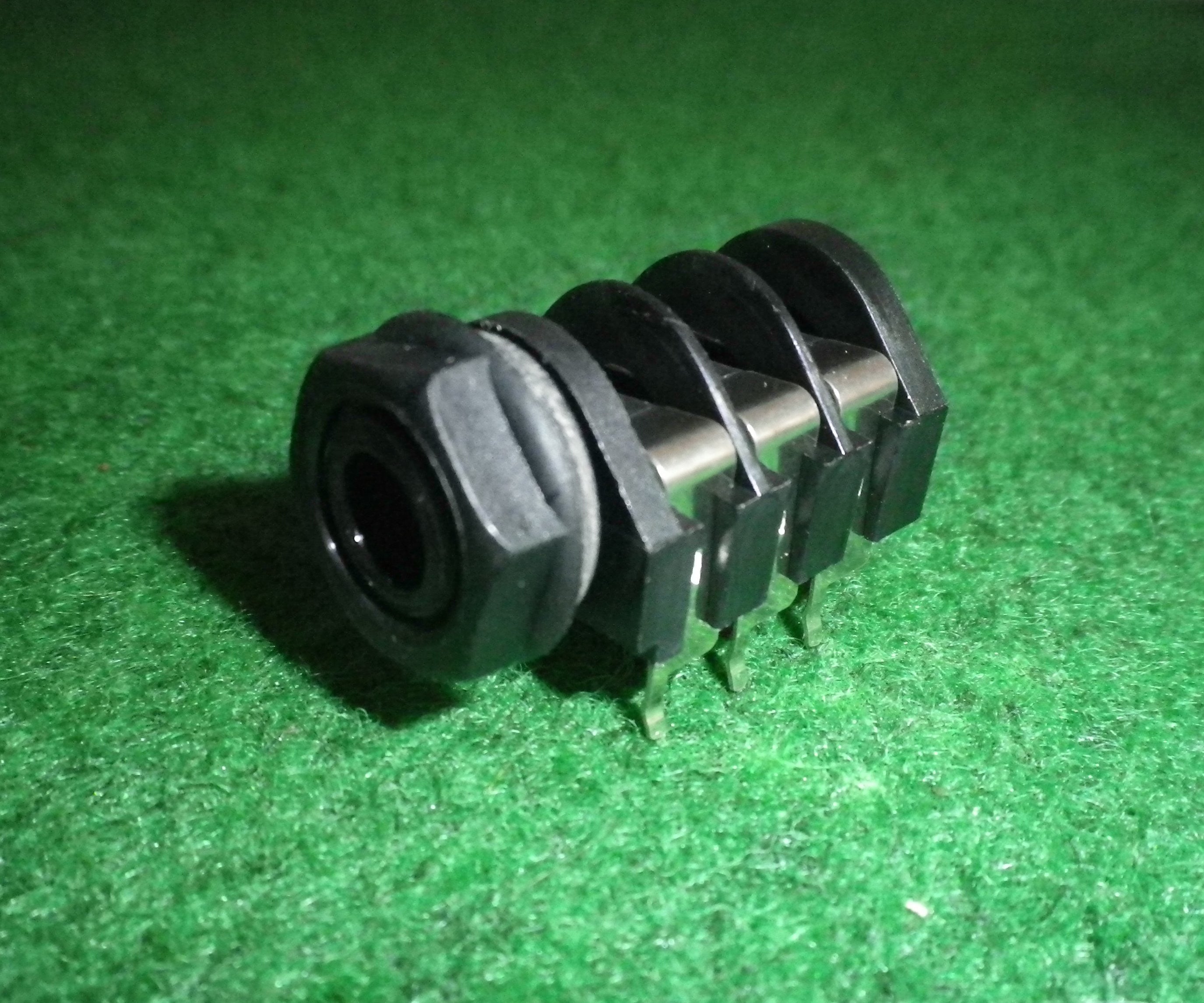 6.3mm Plastic-Insulated Stereo Switched PCB Mount Phone Socket - Part # CL12321K