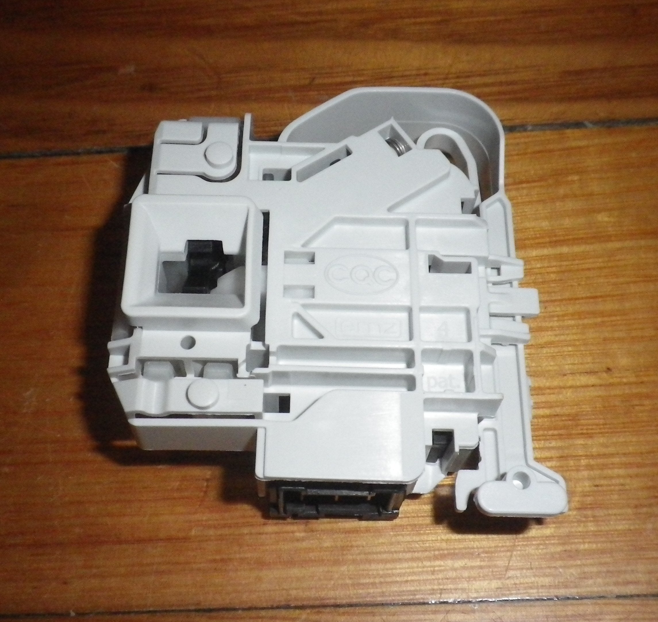 High - Quality Bosch Serie 4 and Siemens Front - Loading Washer Door Interlock Switch Replacement Part # 10020375
