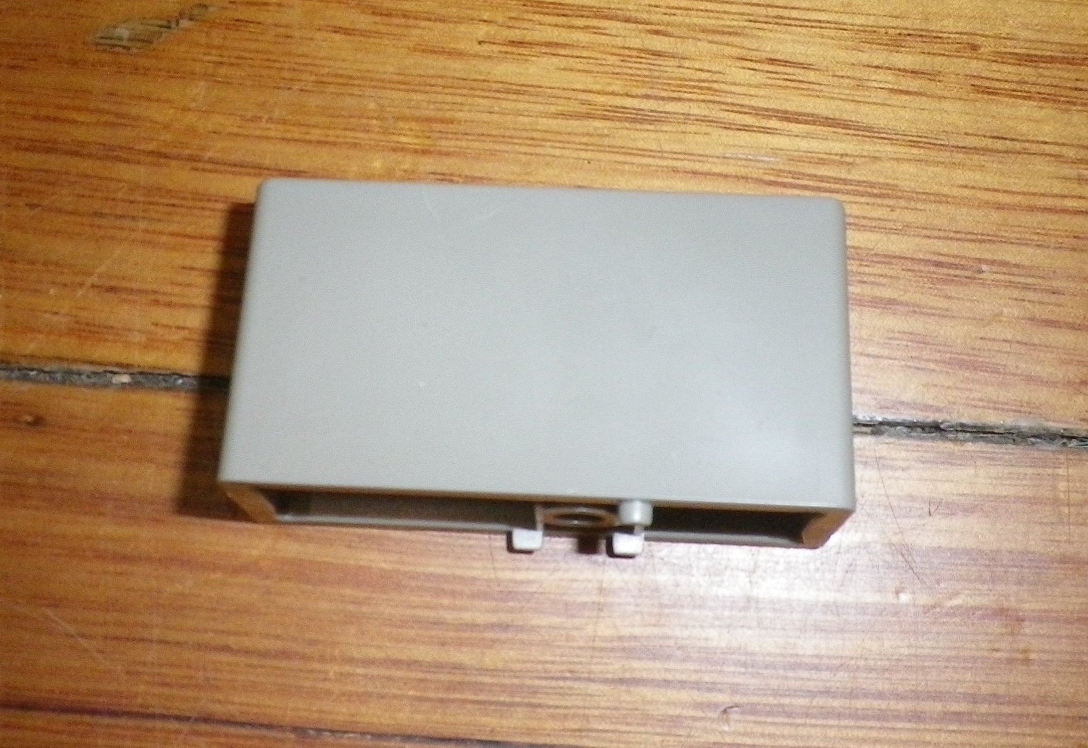 Westinghouse & Simpson Grey Fridge Handle Pedestal Mount - Part #1450206