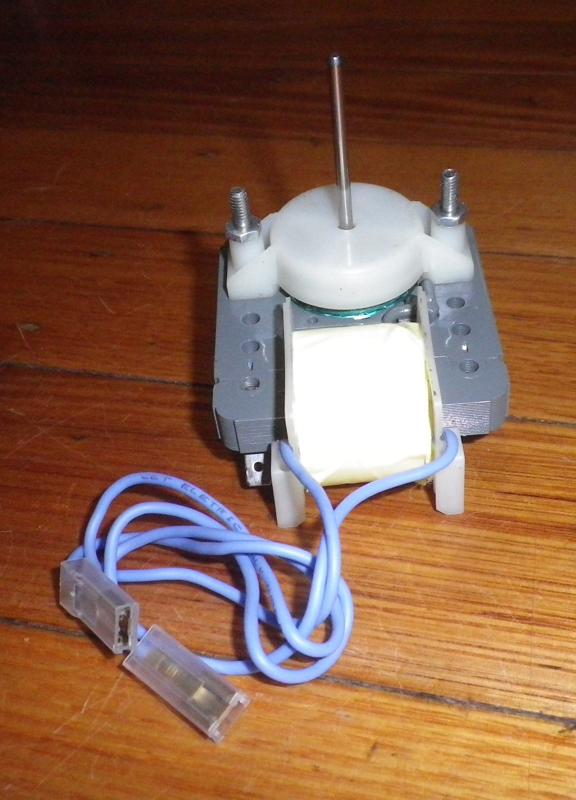 Fasco Small-Sized Universal Reversible Evaporator Fan Motor for No Frost Fridges - Part # RF039J1