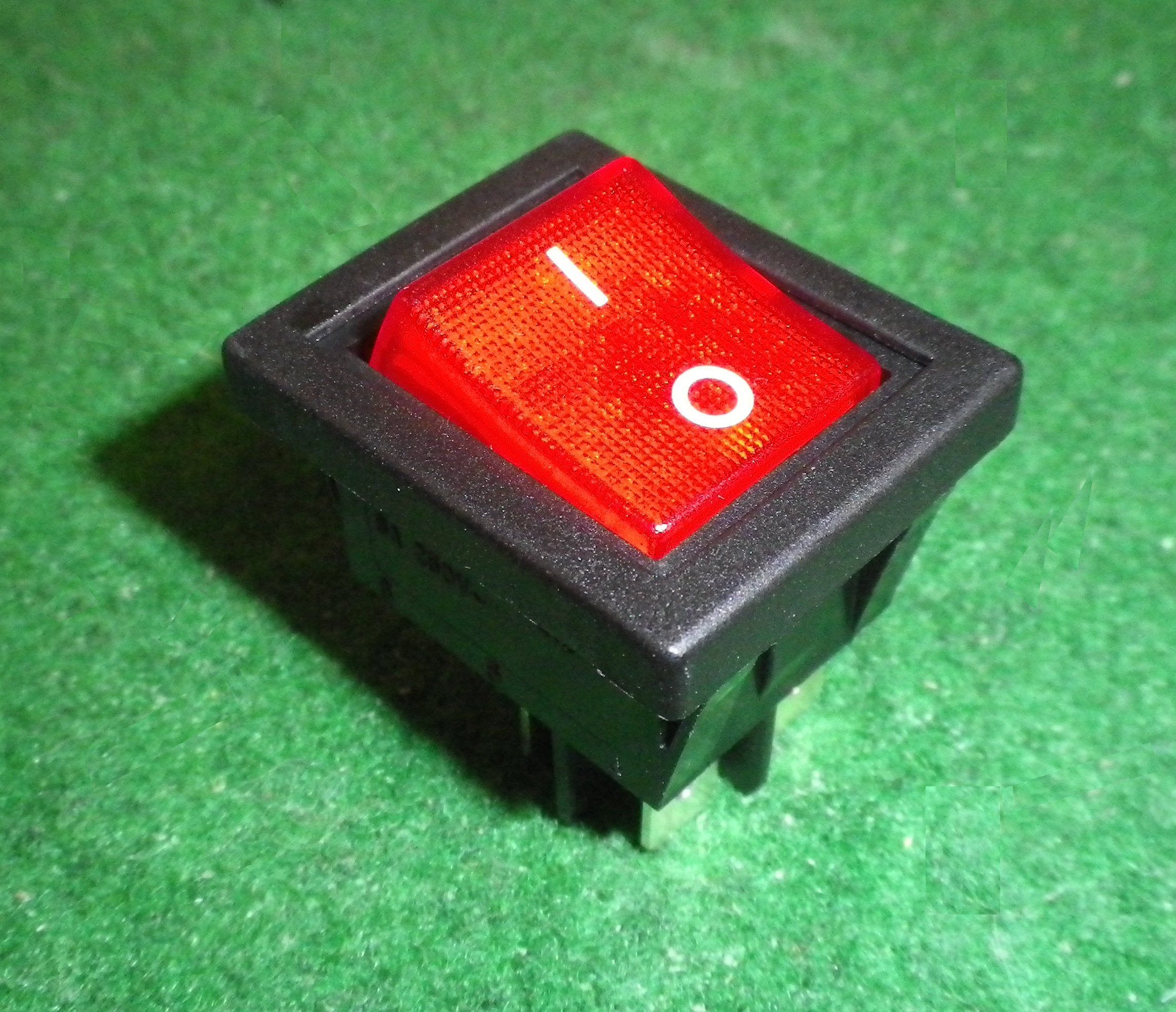 8 Amp Red Lit Double Pole Single Throw (DPST) Rocker Switch - Product Part # A31H