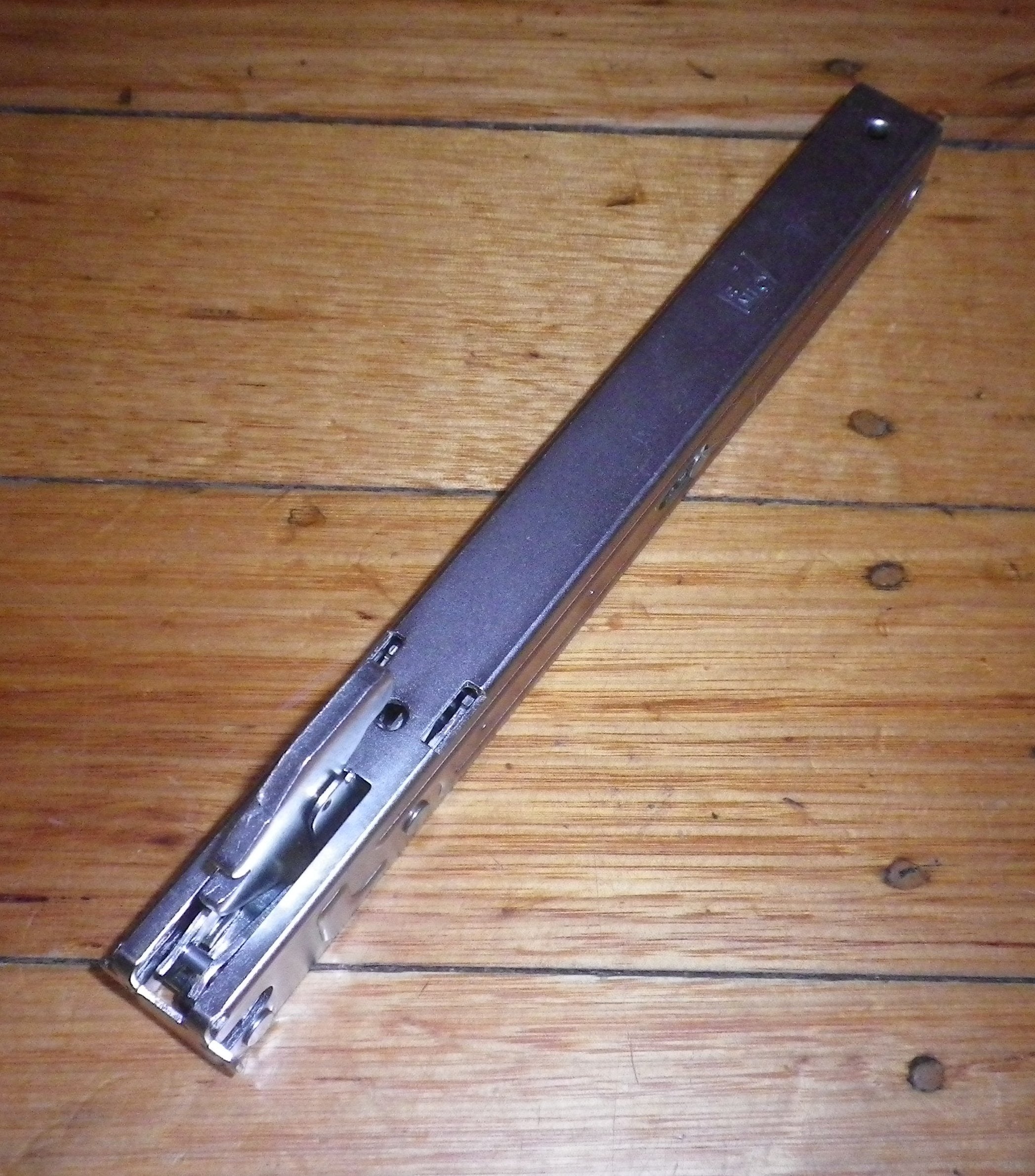 Westinghouse & Chef Oven Hinge Replacement - Genuine Part #0045001075