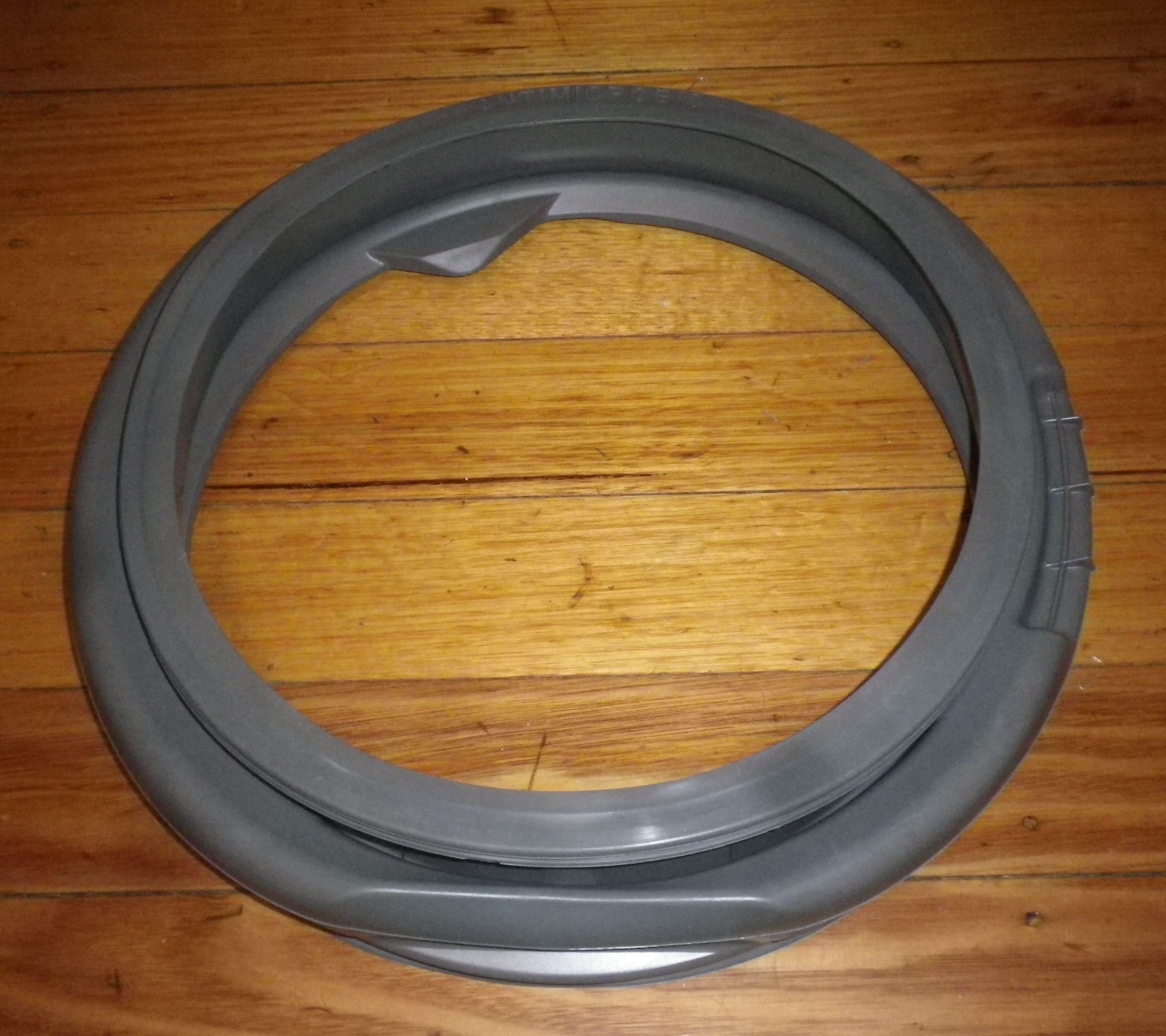 Ariston Front Loader Washing Machine Door Gasket - Model N84WAU, Part Numbers C00525723 and A525723