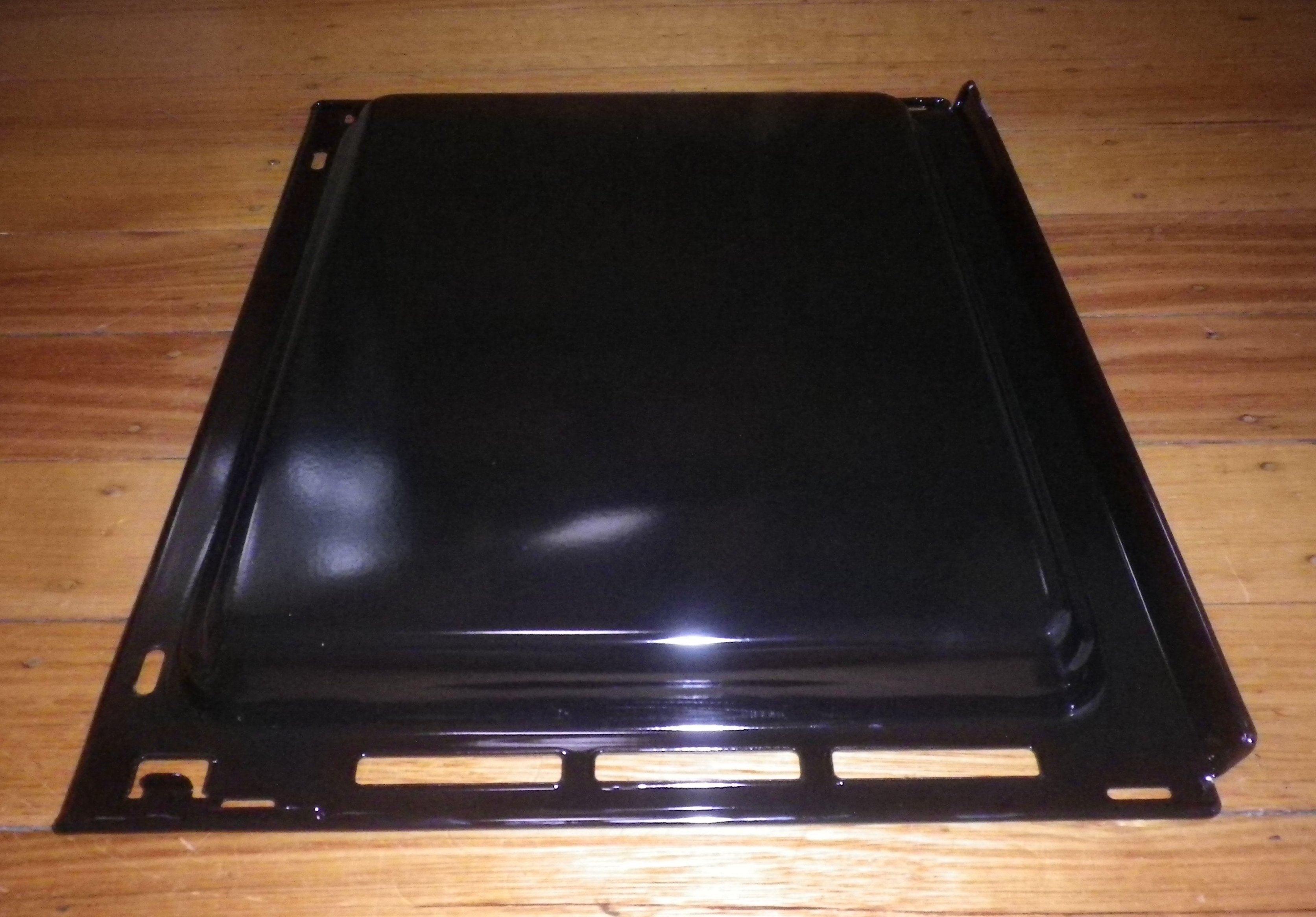440mm x 355mm Westinghouse Chef Enamel Stove Griller Tray - Part # 4055550042