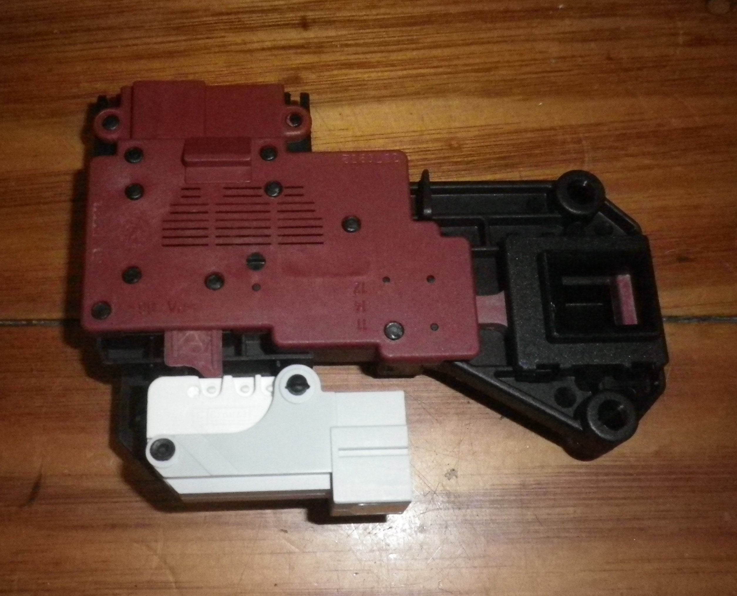Whirlpool Late - Model Front - Loader Door Interlock Switch, Part # WA481228058019