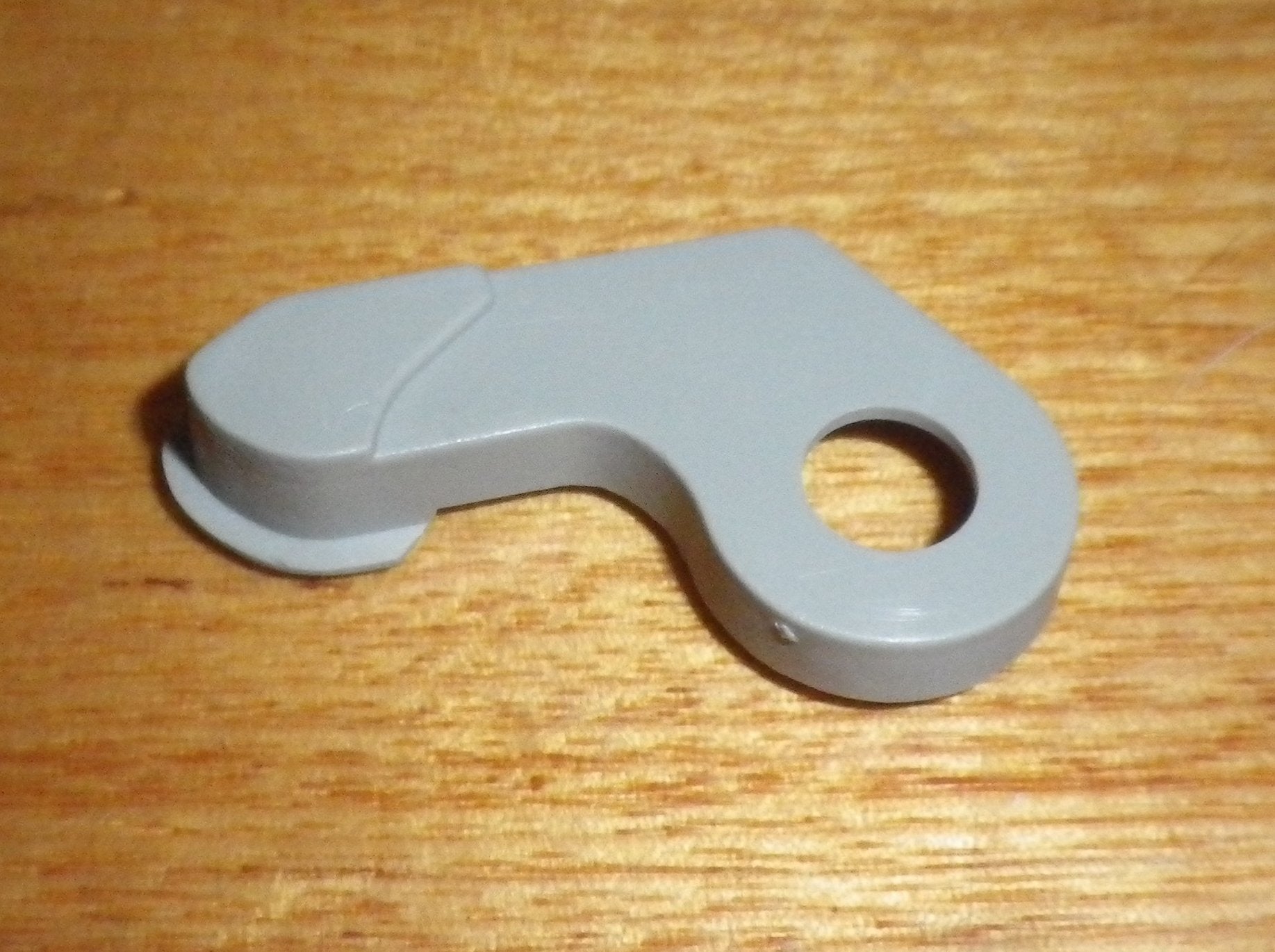 Grey Right-Hand Fisher & Paykel Fridge Door Hinge & Closing Cap - Part FP881283P