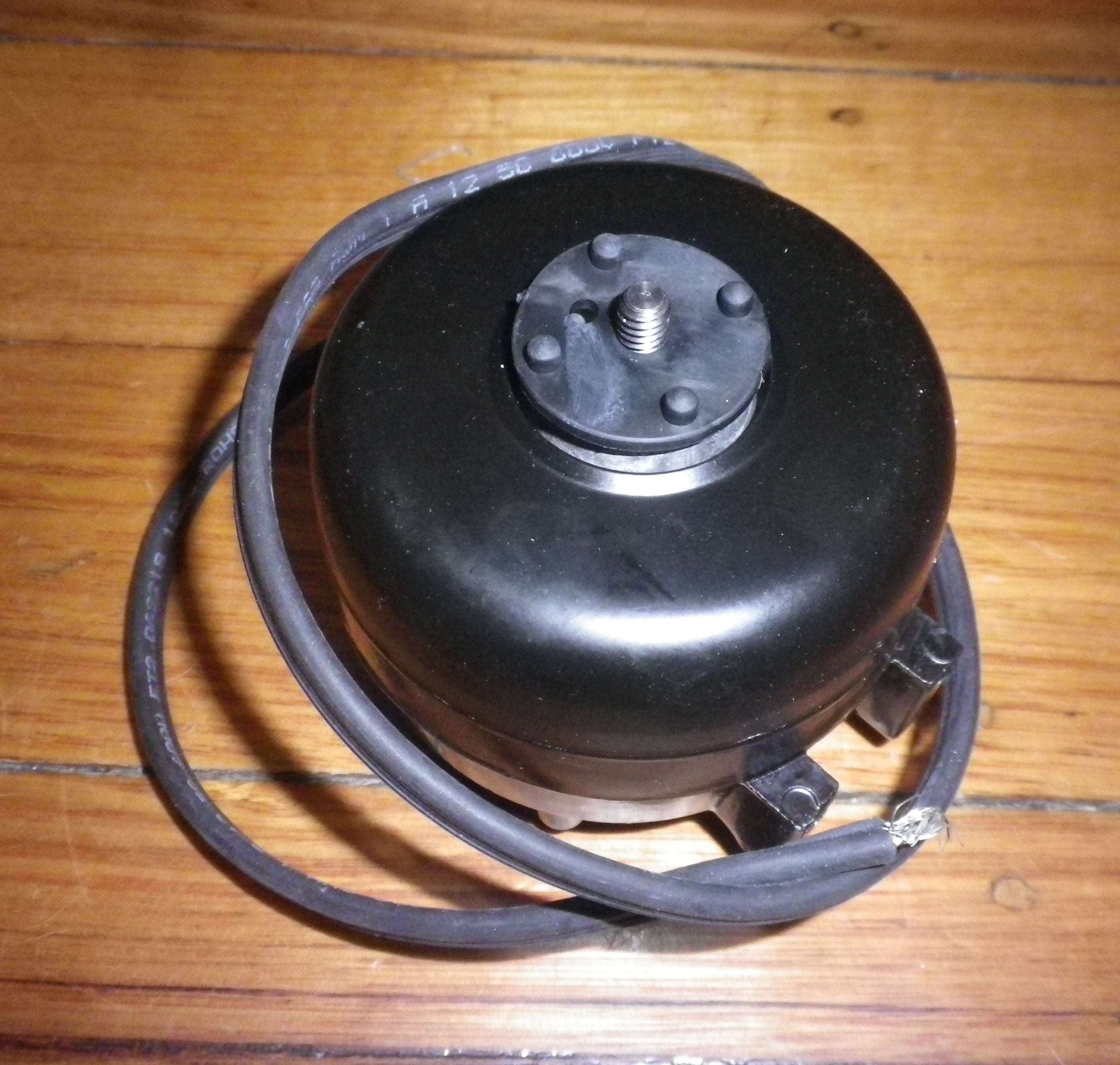 Fasco 9-Watt Clockwise Condenser Fan Motor for Refrigerators and Freezers - Part # RF605A, Equivalent to Fasco UB564
