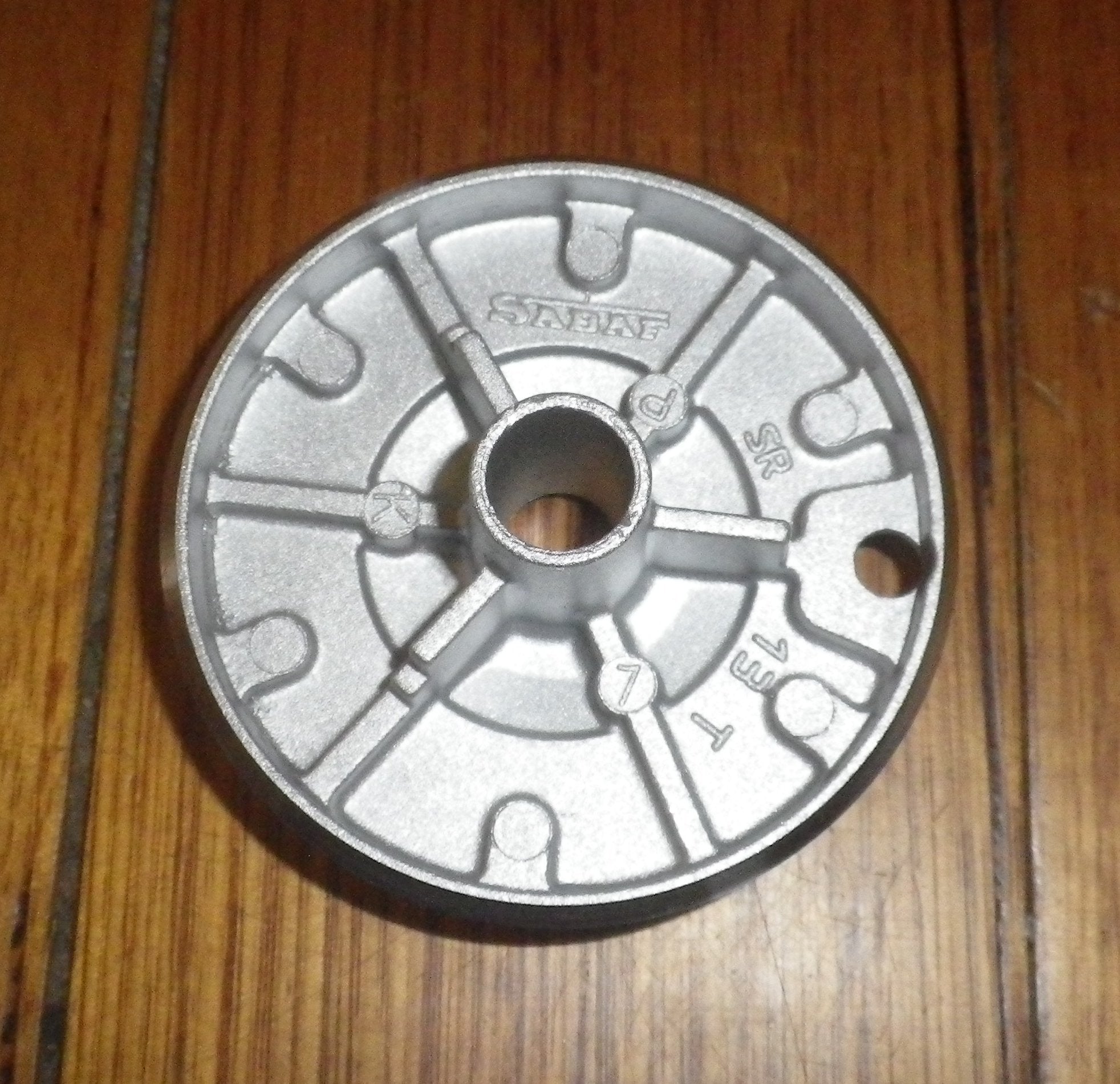 Fisher & Paykel 69mm Medium Gas Stove Burner/Distributor - Part No. FP530983
