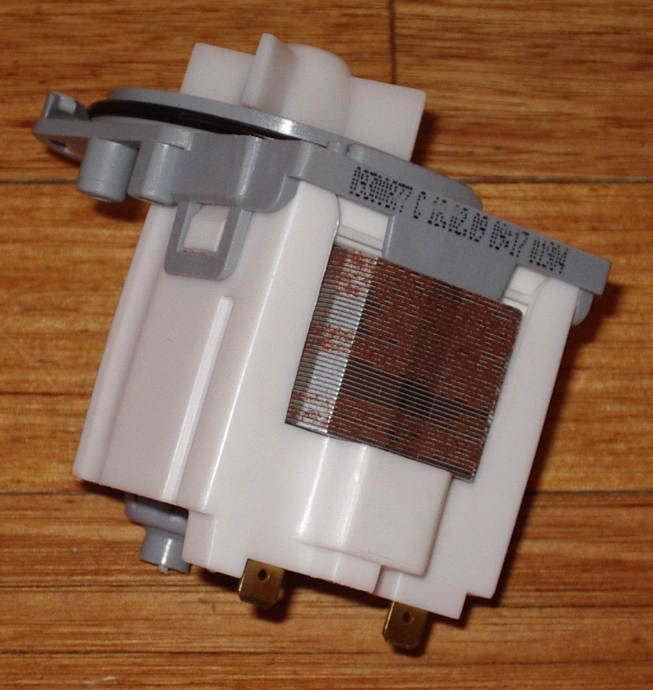 Universal Askoll Twist-On Magnetic Washing Machine and Dishwasher Pump Motor Body - Part Number UNI205