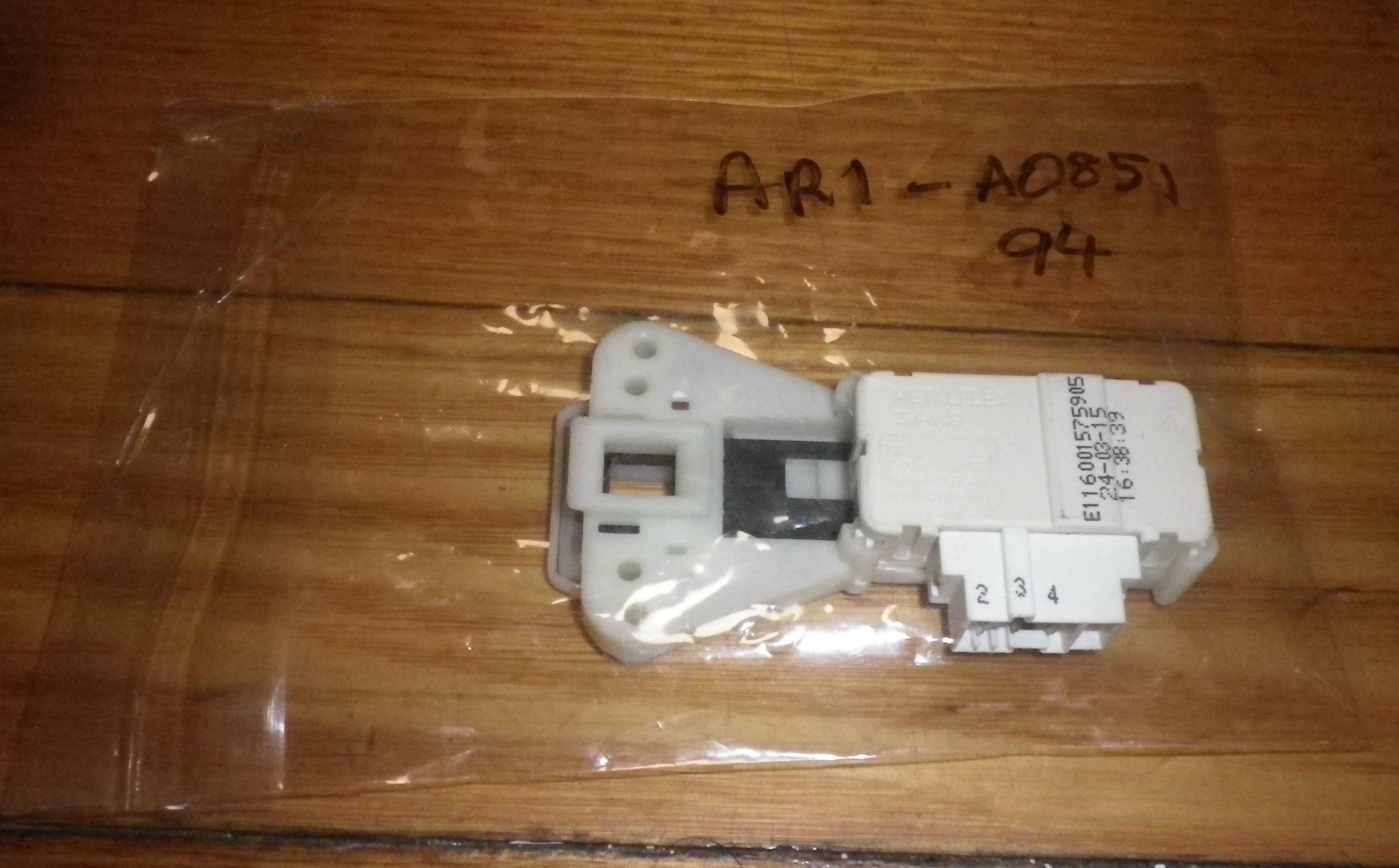 Ariston, Hotpoint, Indesit Front Loader High - Quality Door Interlock Switch - Part # C00085194, A085194