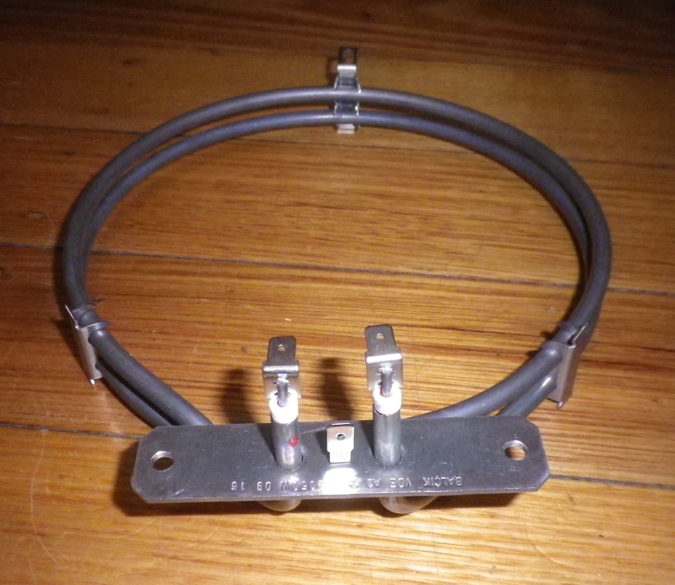 High - Quality Technika Compatible 2050 - Watt Fan - Forced Oven Heating Element - Part Number IM41 - 01
