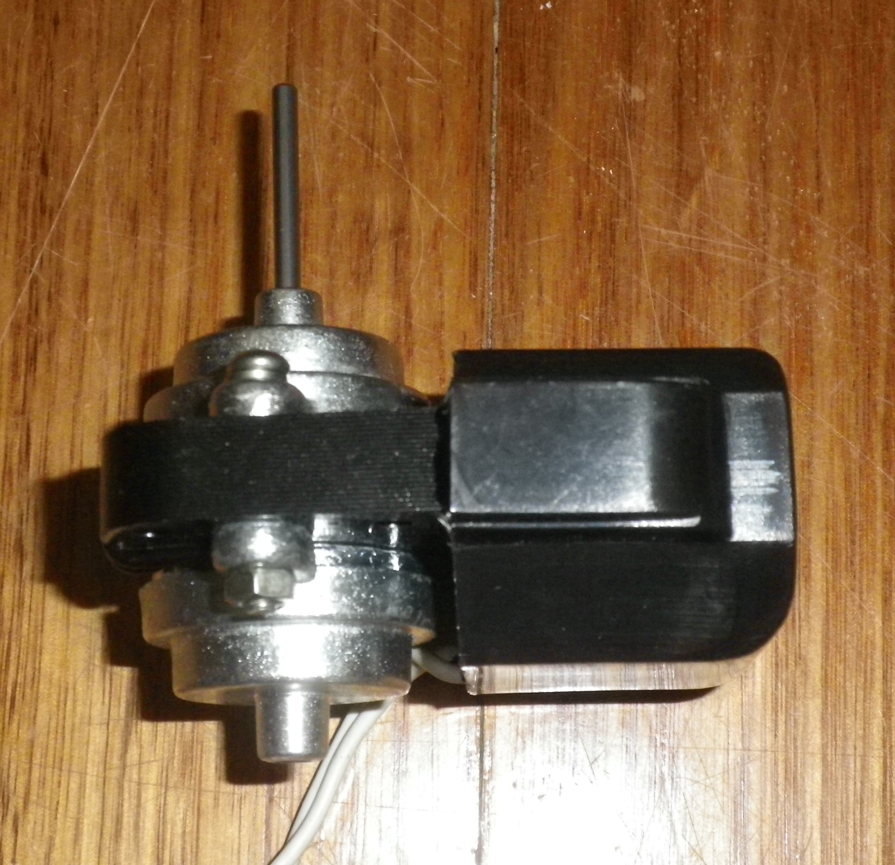 Universal Reversible Small Evaporator Fan Motor - Part RF039M