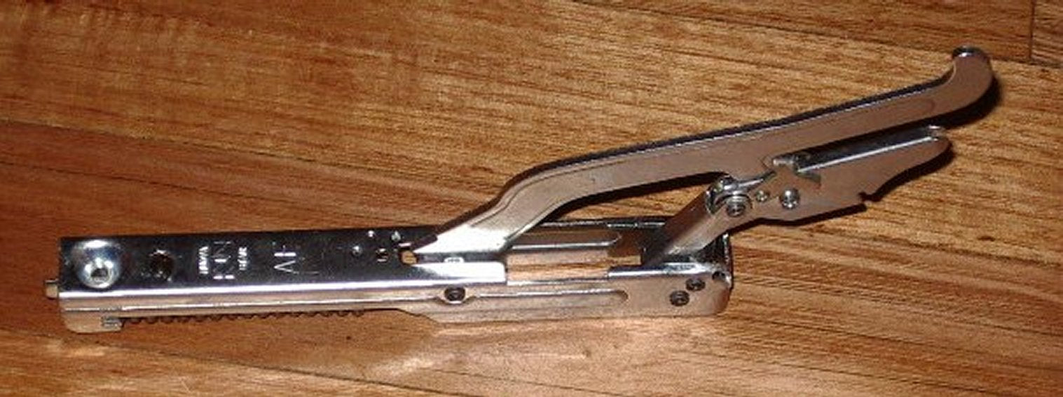 Genuine Westinghouse, Chef, Simpson Oven Door Hinge - Part #85800450010518