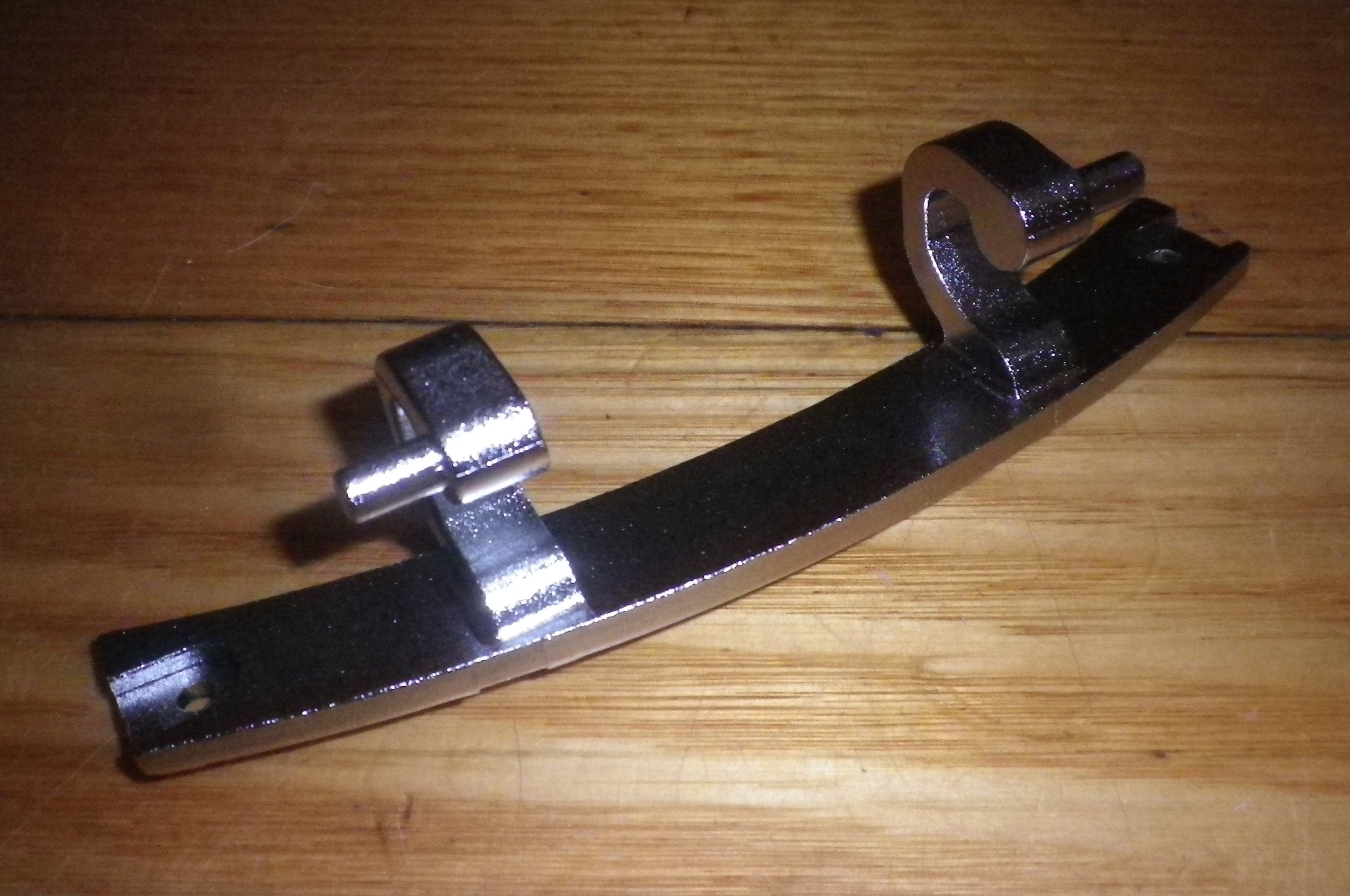 Fisher & Paykel High - Quality Dryer Door Hinge Replacement Parts - Model DE8060P1, DE8060P2, Part # H0180100002
