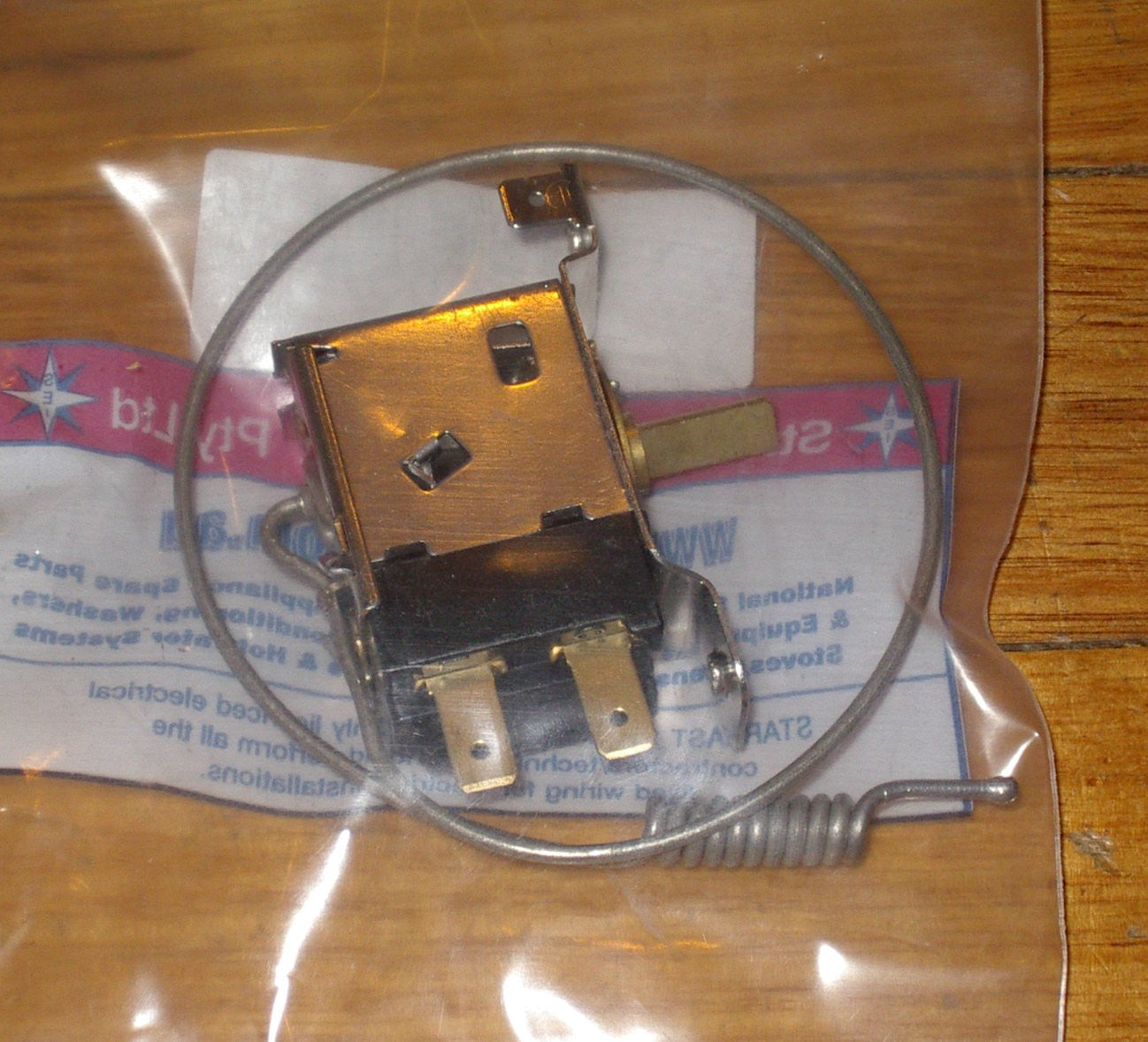 High - Quality Asian - Style Freezer Thermostat, Part # RF165A