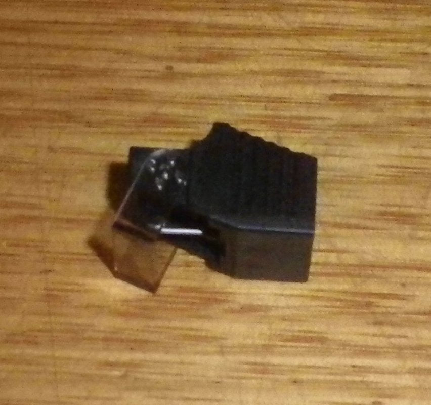 Compatible Turntable Stylus Part # D6750SR for Akai RS100 & Hitachi DSST103