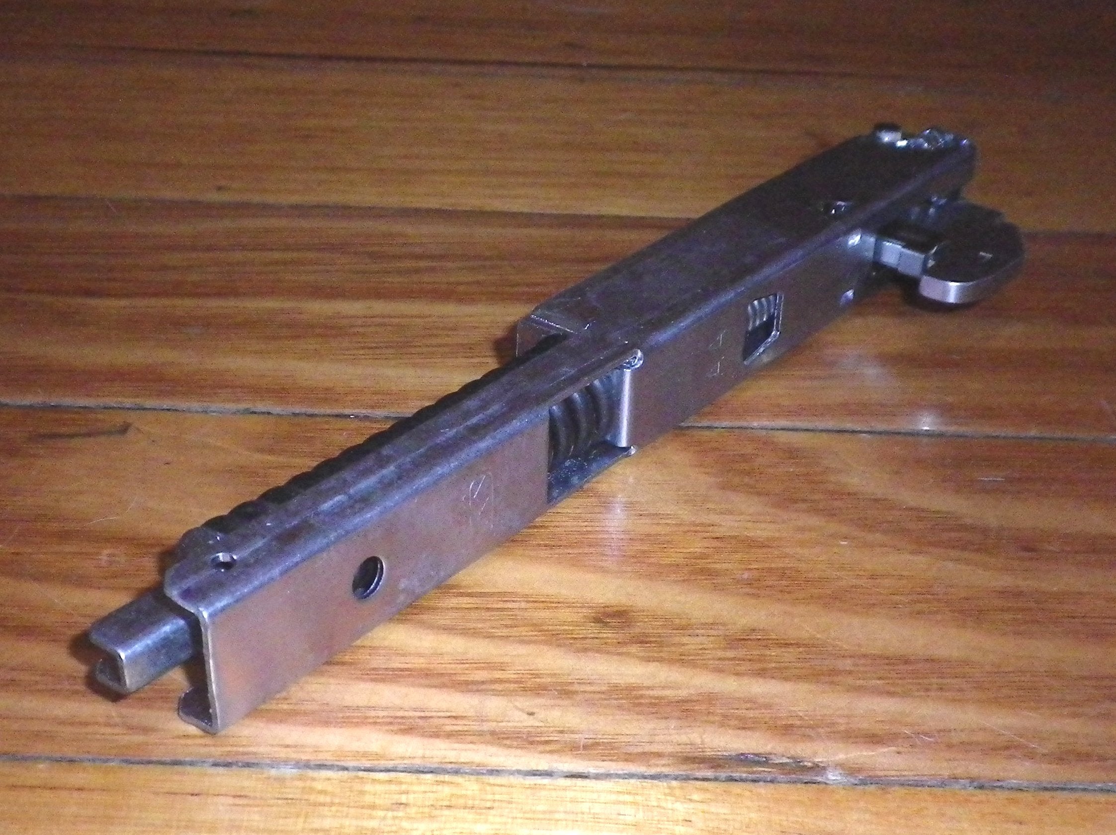 Fisher & Paykel OB60SL7DEX1 Genuine Oven Door Hinge - Part No. FP550248