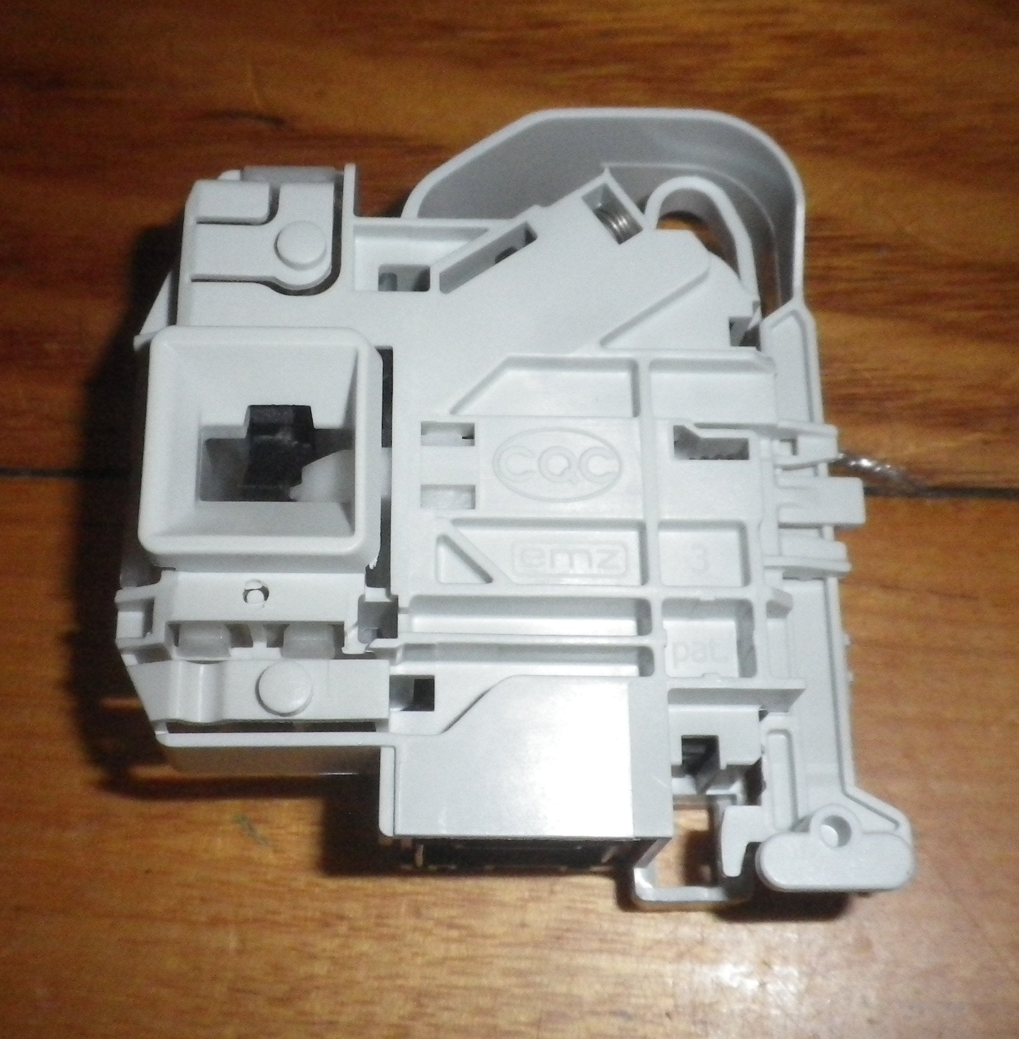 High - Quality Bosch Serie 4 and Siemens Front - Loading Washer Door Interlock Switch Replacement Part # 10020375
