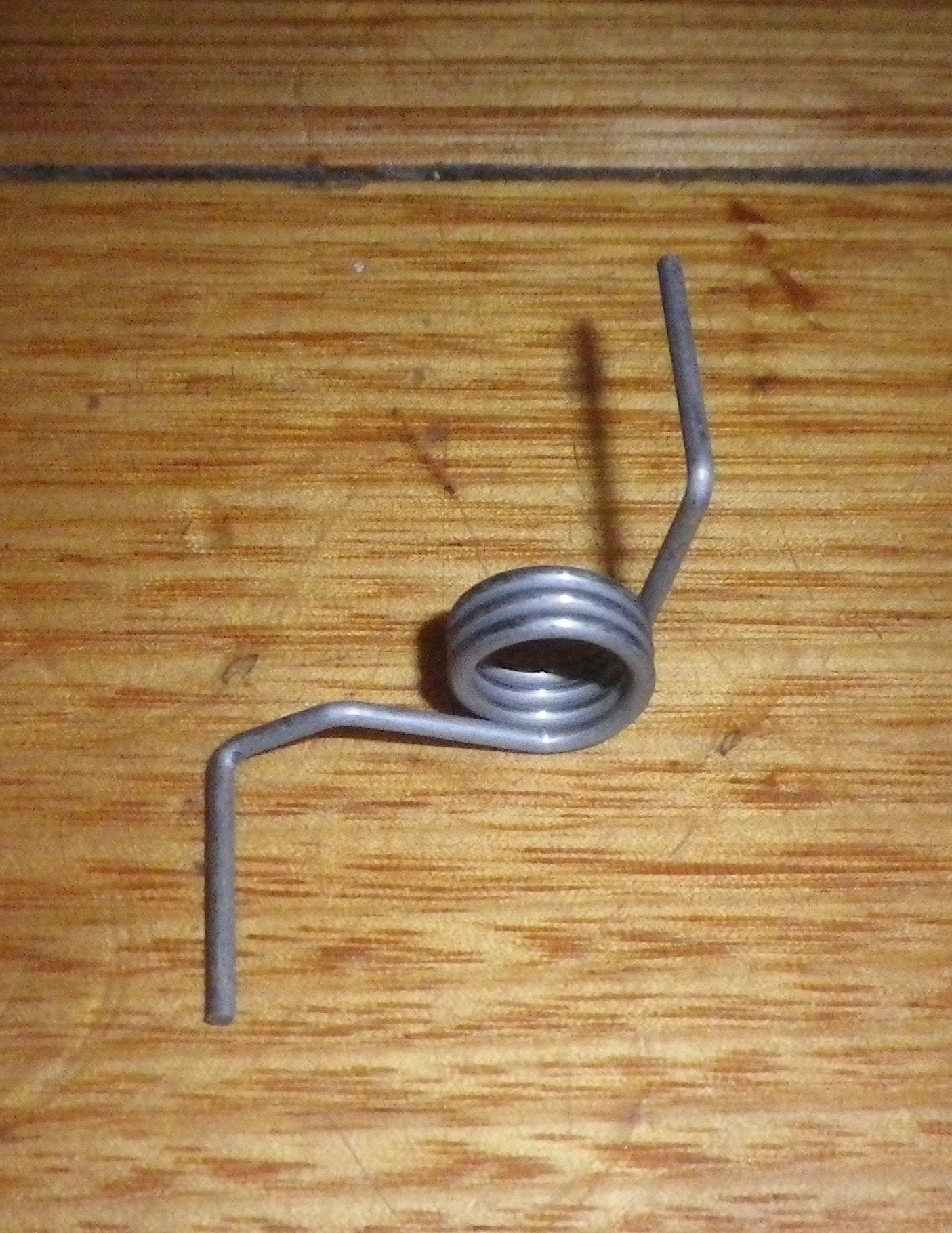 Samsung French Door Fridge Centre Closing Bar Spring - Part # DA81-01345B
