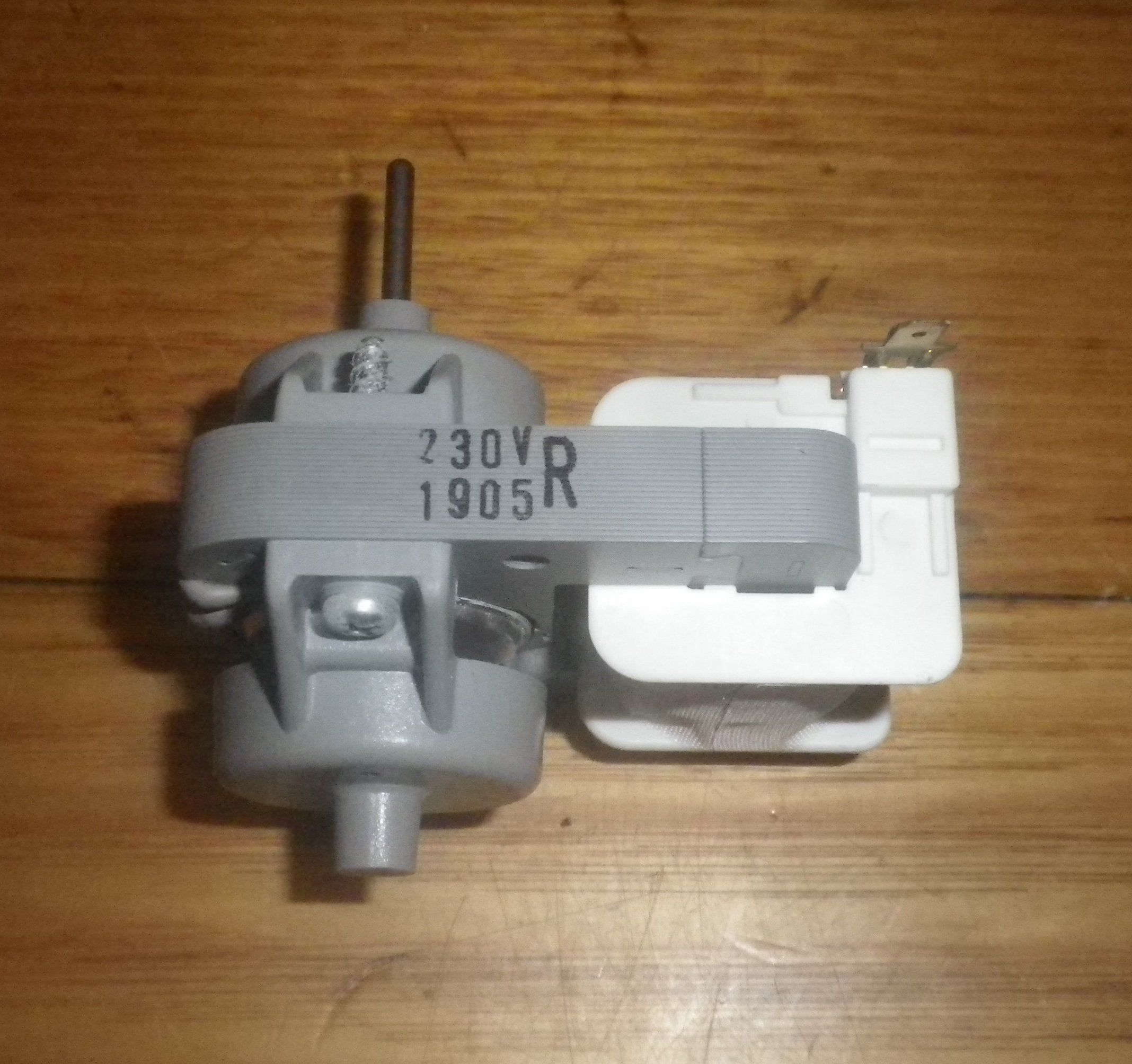 Fisher & Paykel Short Shaft Evaporator Fan Motor Kit for Frost Free Freezers - Genuine Part # FP315040P