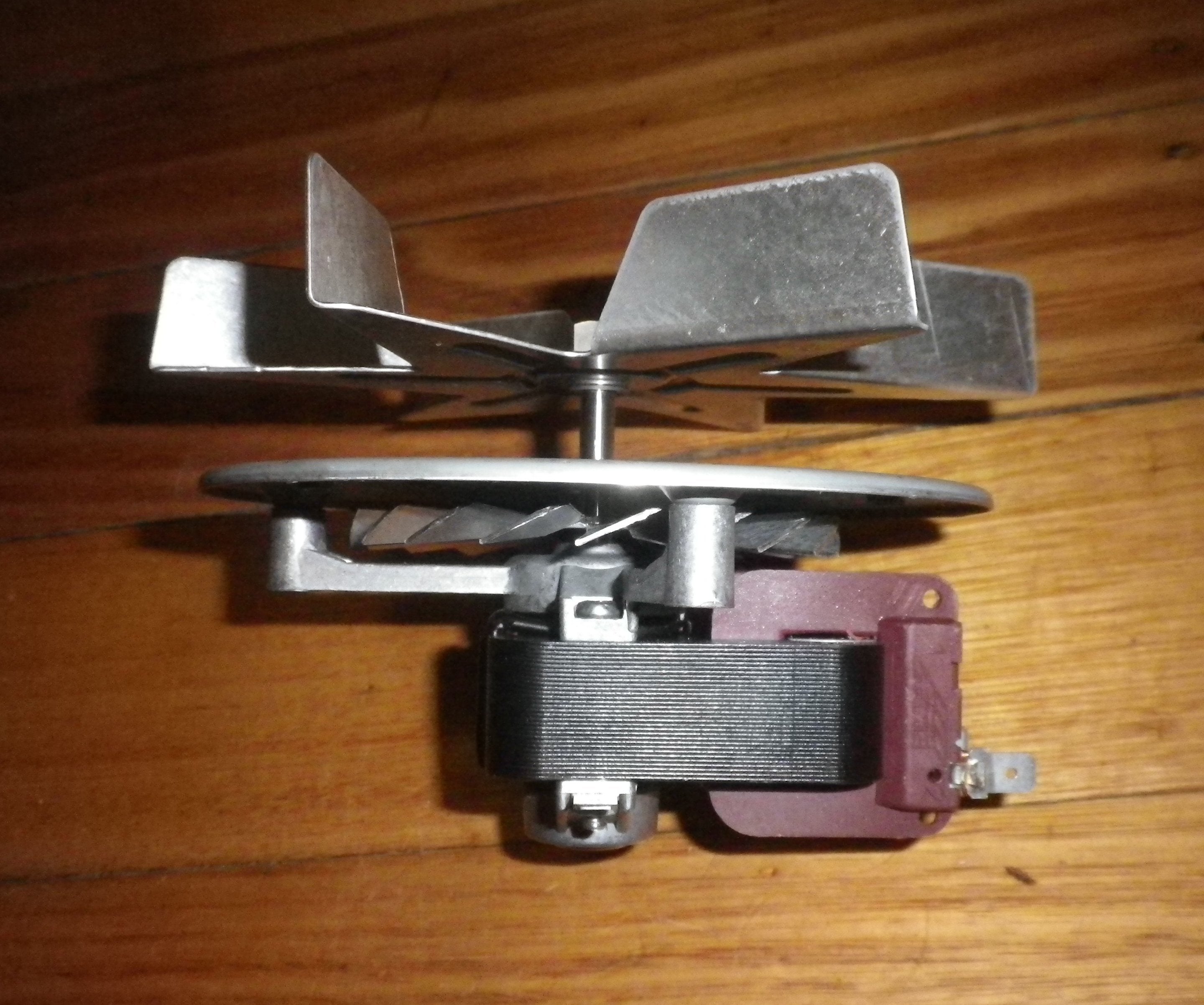 Universal 240VAC Fan-Forced Oven Fan Motor with Blade & Spacer - Part # 9683S