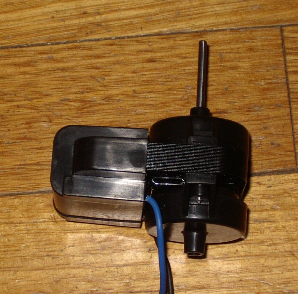 Universal Reversible Evaporator Fan Motor (Part # RF039EB) for No Frost Fridges