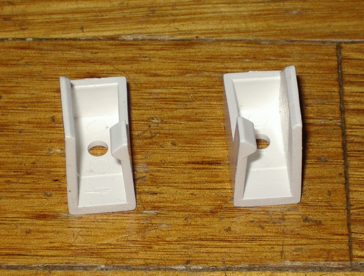 Chef RR3A Aluminium Filter Plastic Retaining Clips - Part #102224WH