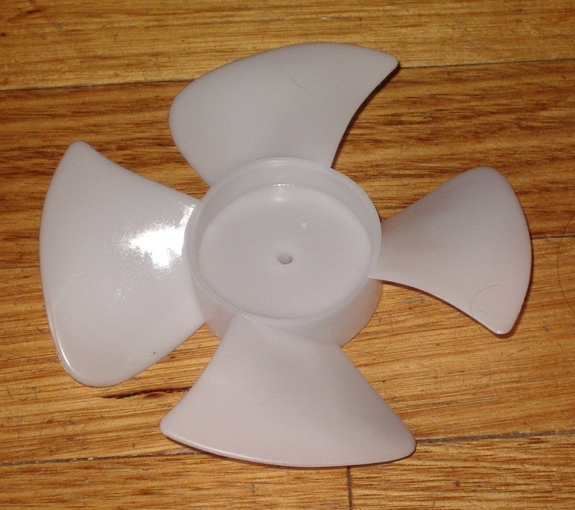 Universal Fan Motor and Fan Blade Kit for Fridges and Freezers - Part # RFSM-672, Ideal for Refrigeration Applications