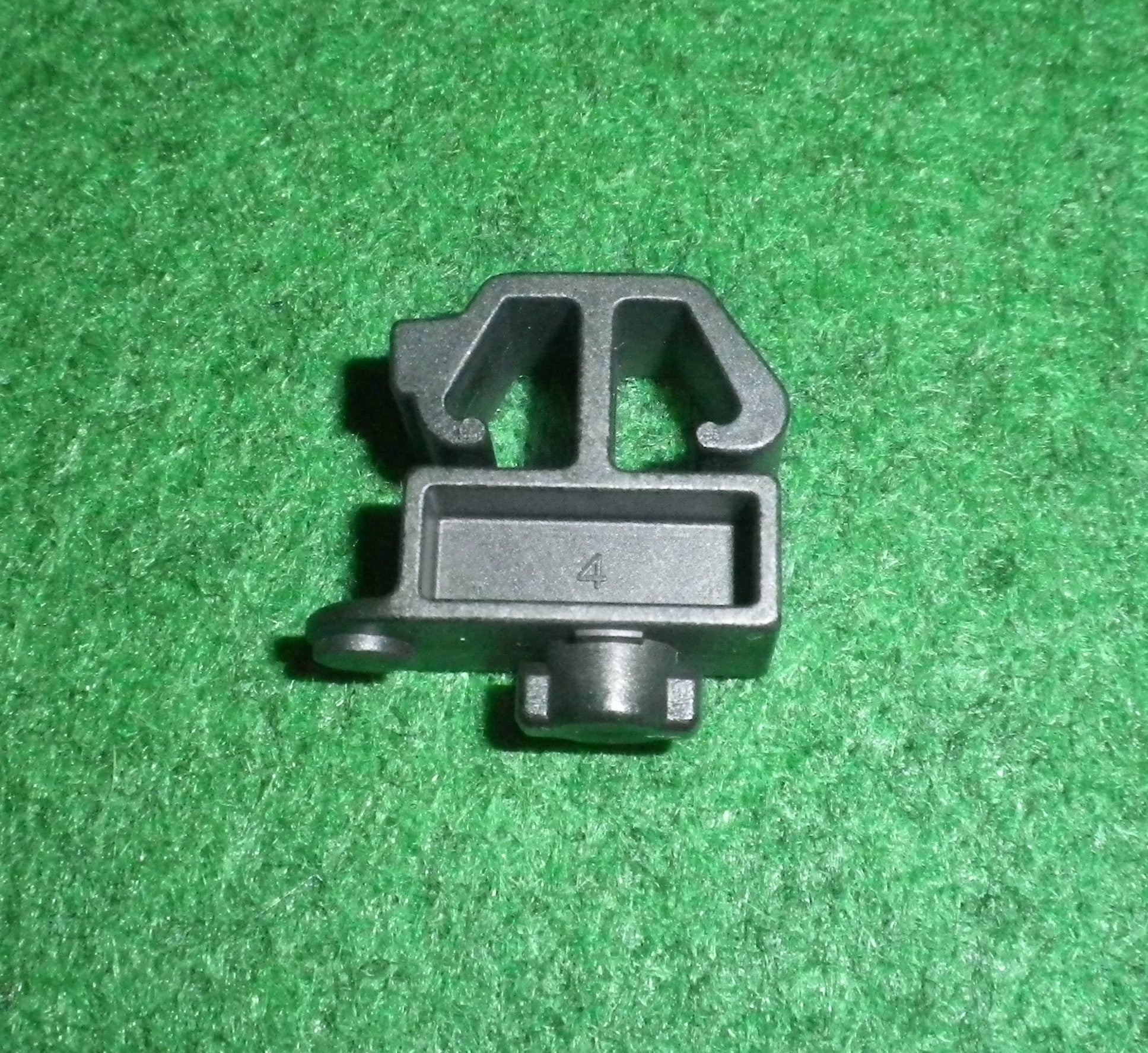 Westinghouse, Simpson, Chef Stove and Oven Kick Panel Retaining Clip - Replacement Part # 85801250083580