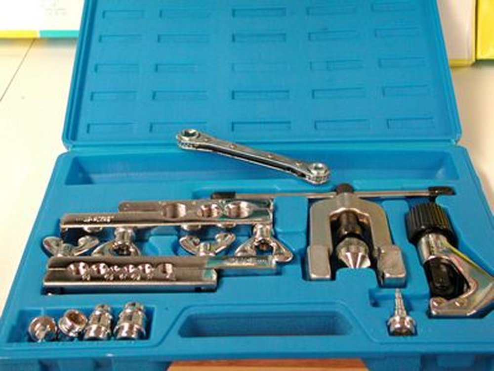 Economical Refrigeration Copper Tube Flaring, Swaging & Cutting Tool Kit - Part # CH278L
