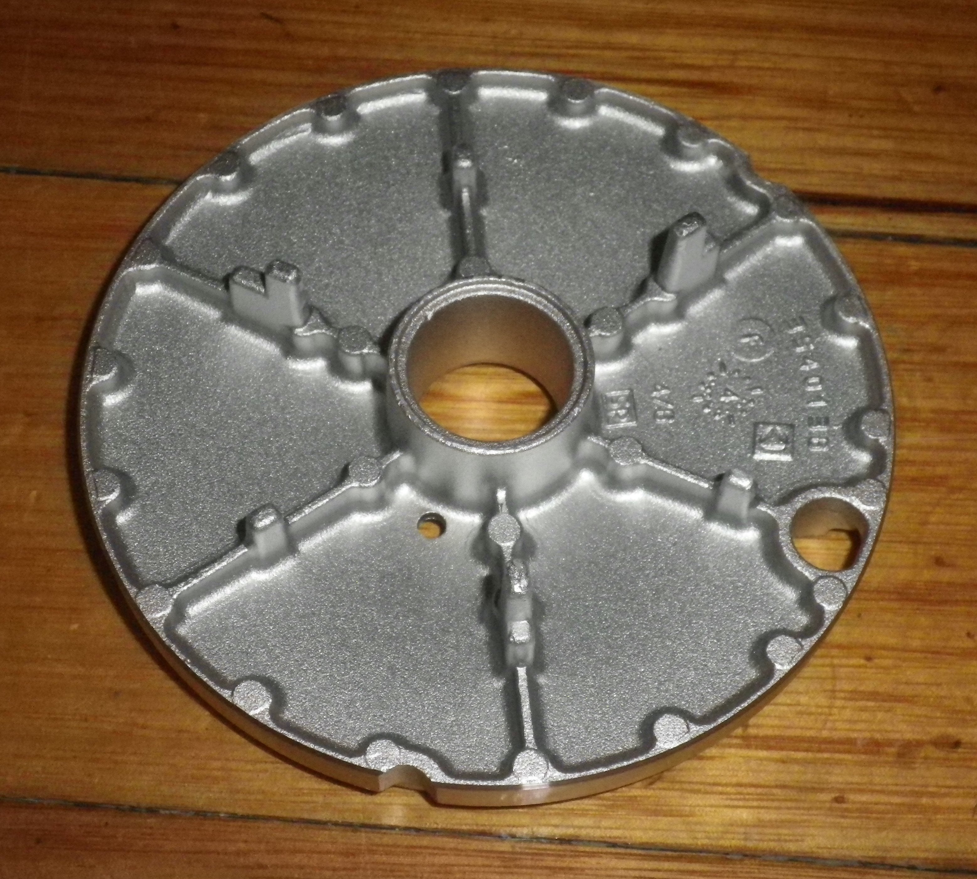 Westinghouse Large 101mm Diameter Gas Cooktop Replacement Burner & Cap with Matt Finish - Part # 305381900
