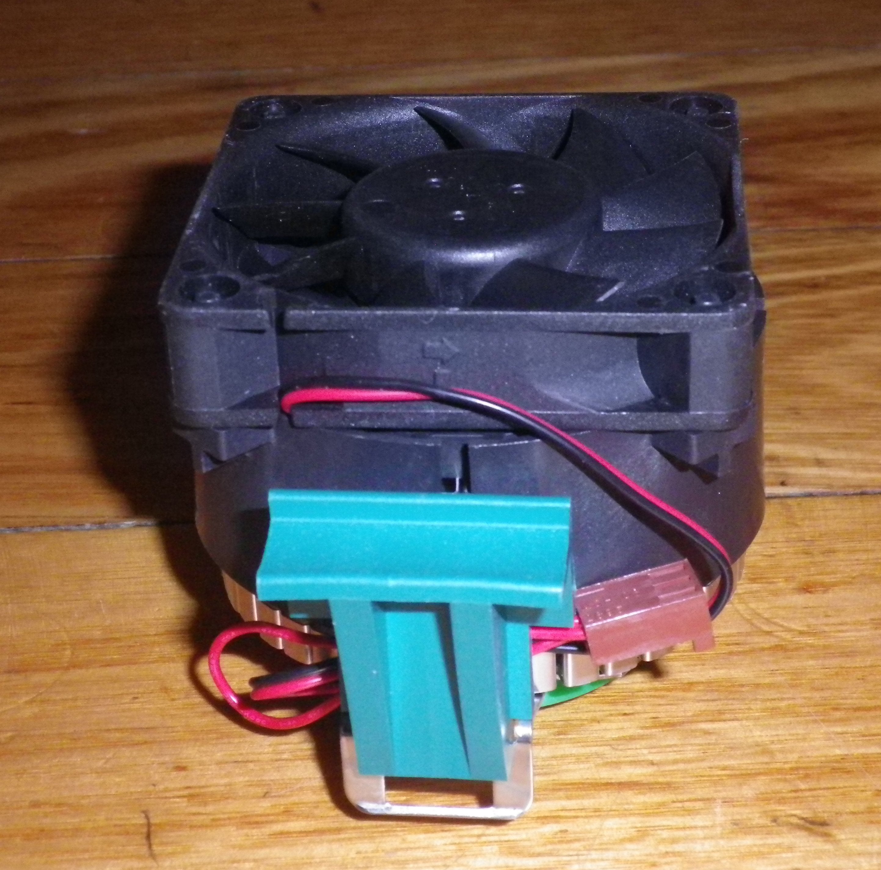 60mm CPU Cooling Fan and Heat Dissipating Heatsink Designed for Socket 478 Pentium IV Processors - Part Number FAN160