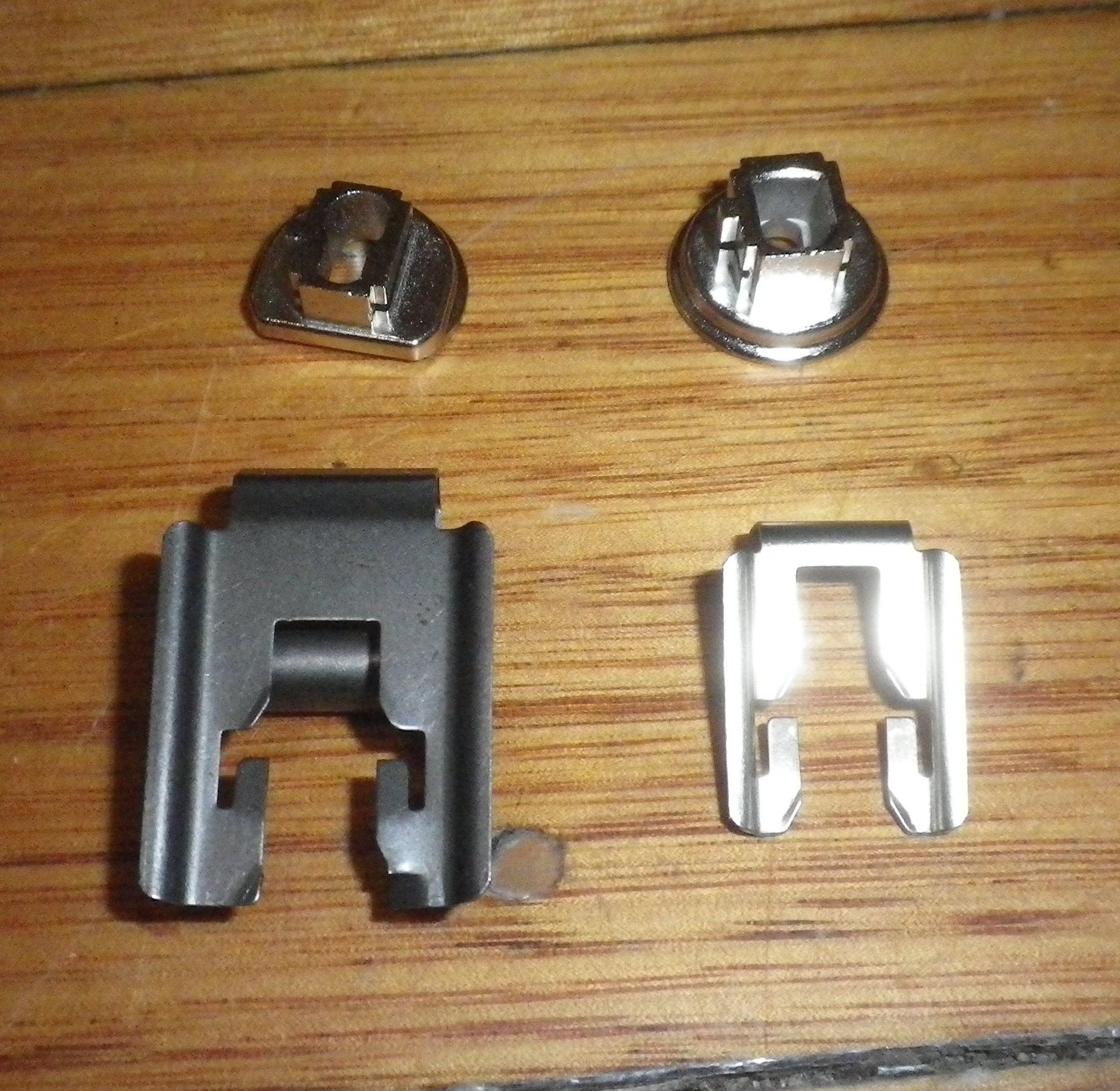 Bosch and Siemens Oven Shelf Side Rack Bushing Fixing Kit - Compatible Part Numbers 420673, 00420673