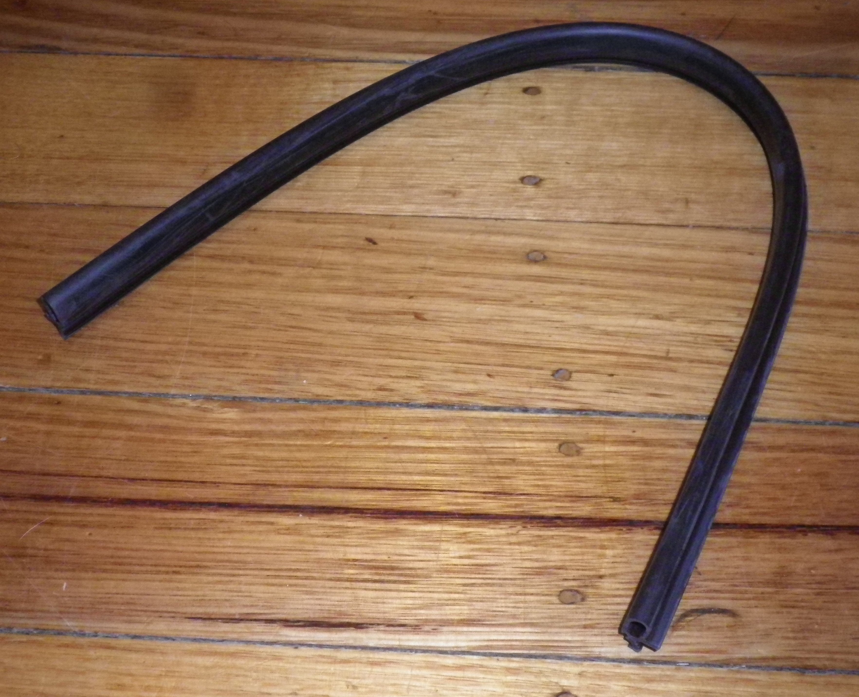 Fisher & Paykel DW60DOX Dishwasher Lower Door Seal - Part # FP790860, 790860