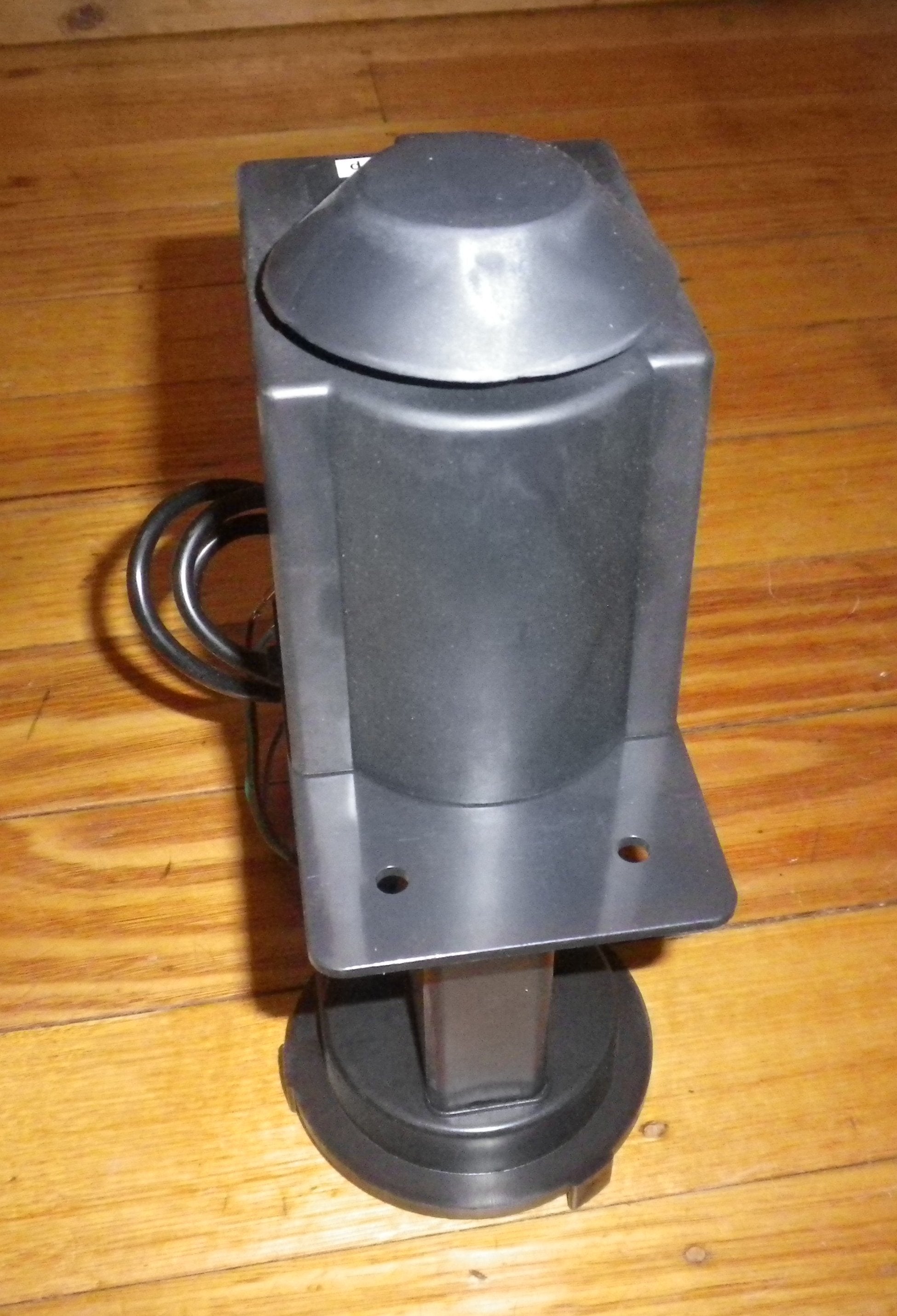 Universal Evaporative Cooler Water Circulation Pump with 30 Litres per Minute Capacity - Part # AC116