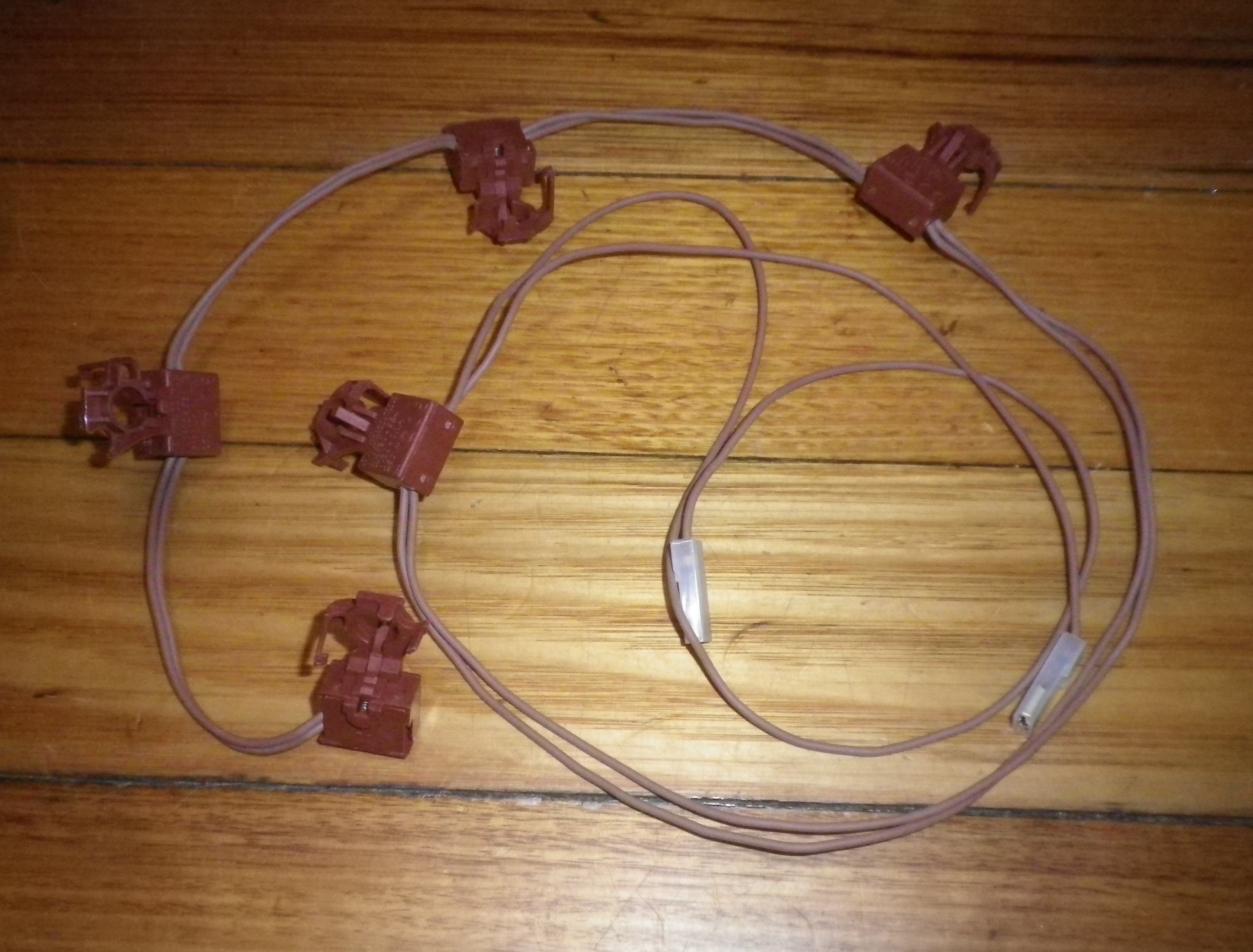 Westinghouse WHG Series Gas Cooktop Ignition Switch Harness - Part 305489400K