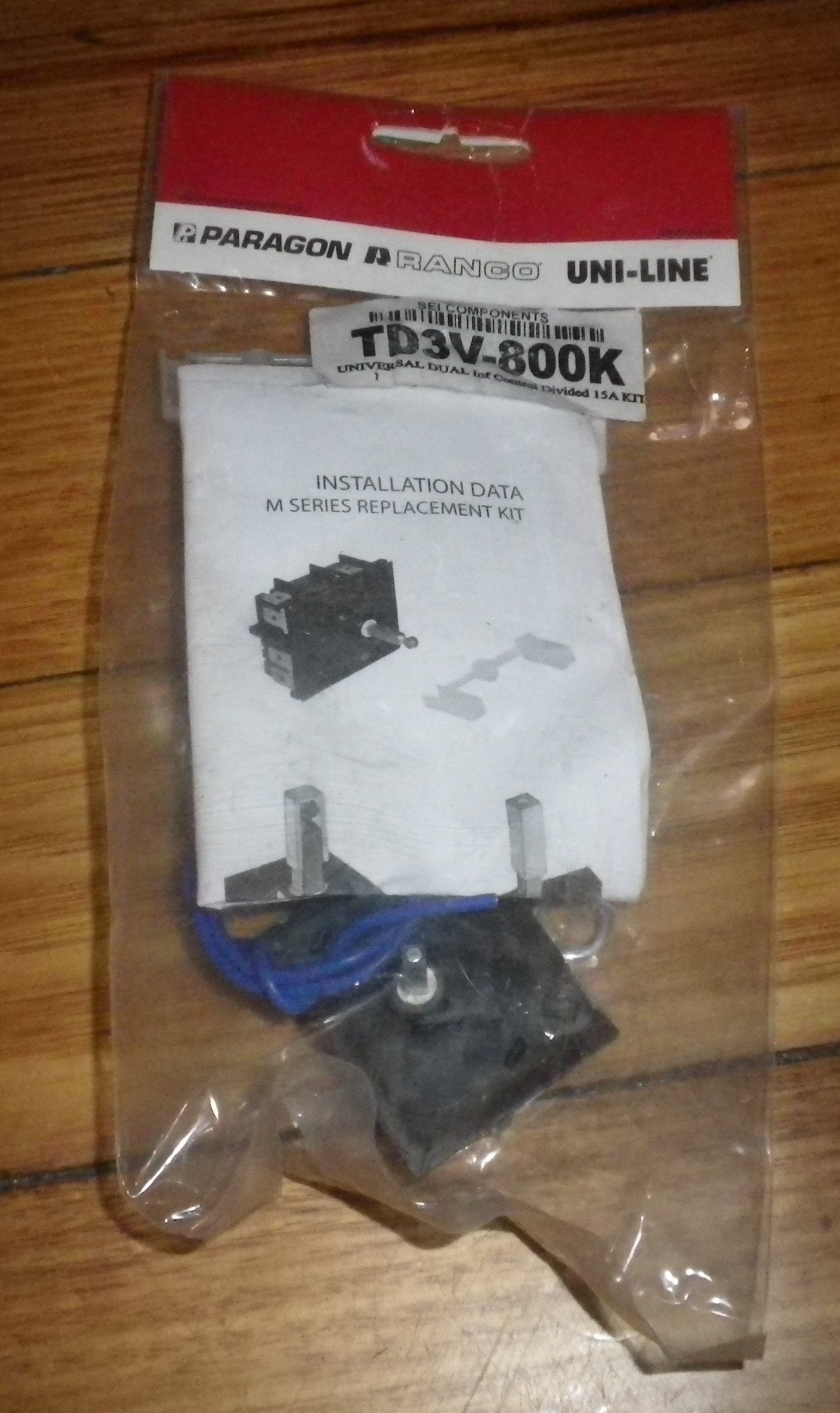 RobertShaw Universal Dual Griller and Hotplate Simmerstat Control Switch - Model Part # TD3V - 800K, M82314K