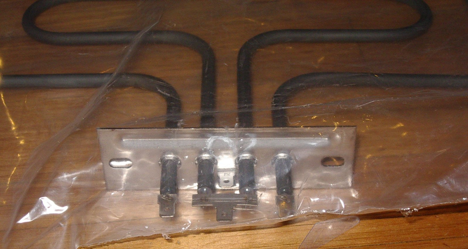2100W Chef Split Grill Element - Part No. 1975 (Equivalent to Stokes 1975)