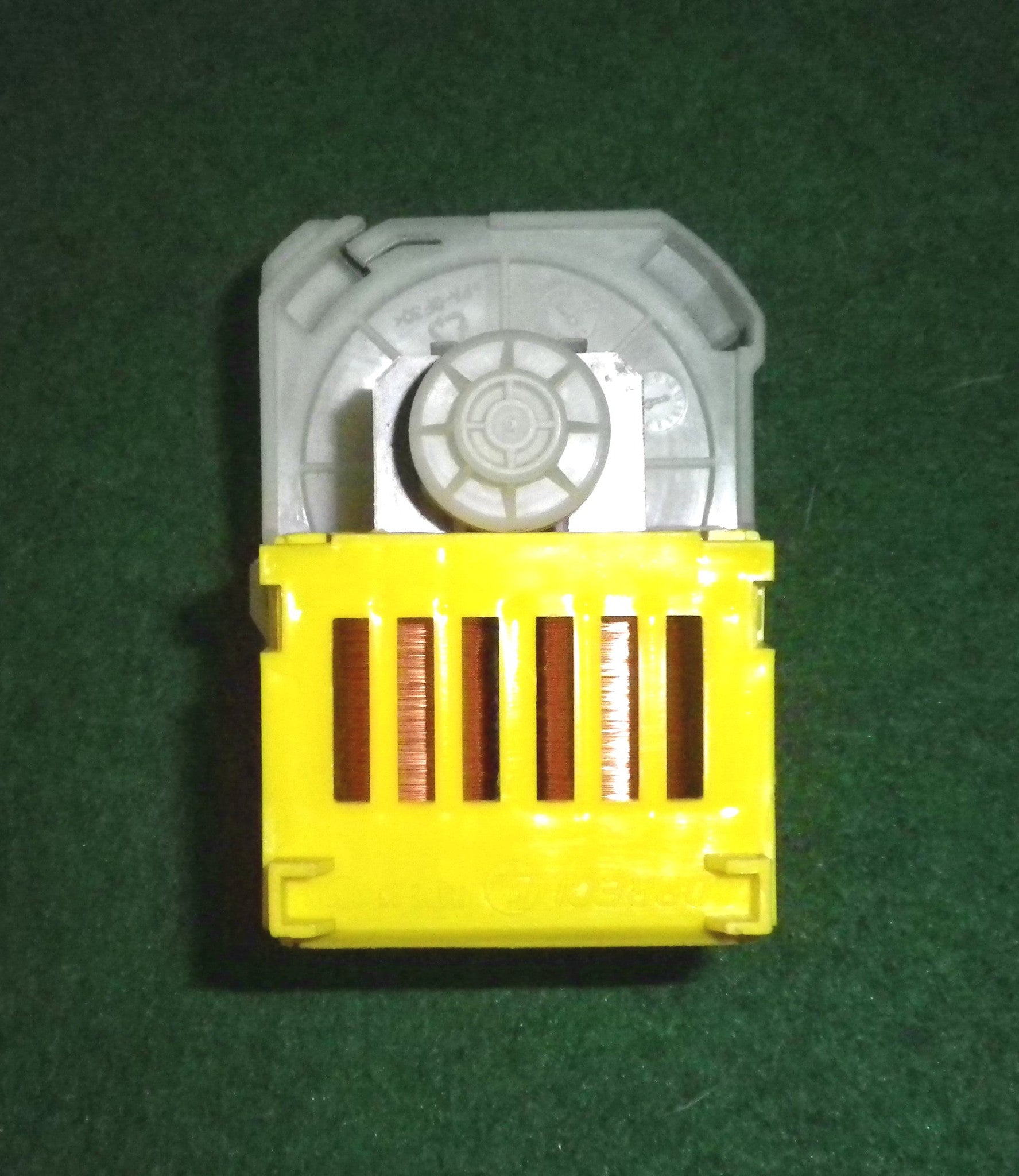 Copreci Universal Twist-On Magnetic Pump Motor Body - Universal Electric Pump Motor Part No. UNI209D