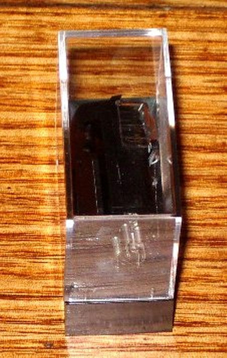 High - Quality Ceramic Cartridge with Stylus Compatible with BSR and Garrard, Part # KS40A, PC06
