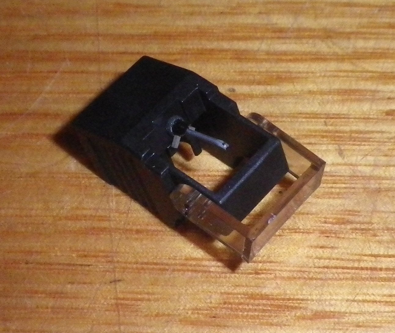 Compatible Turntable Stylus Part # D6750SR for Akai RS100 & Hitachi DSST103