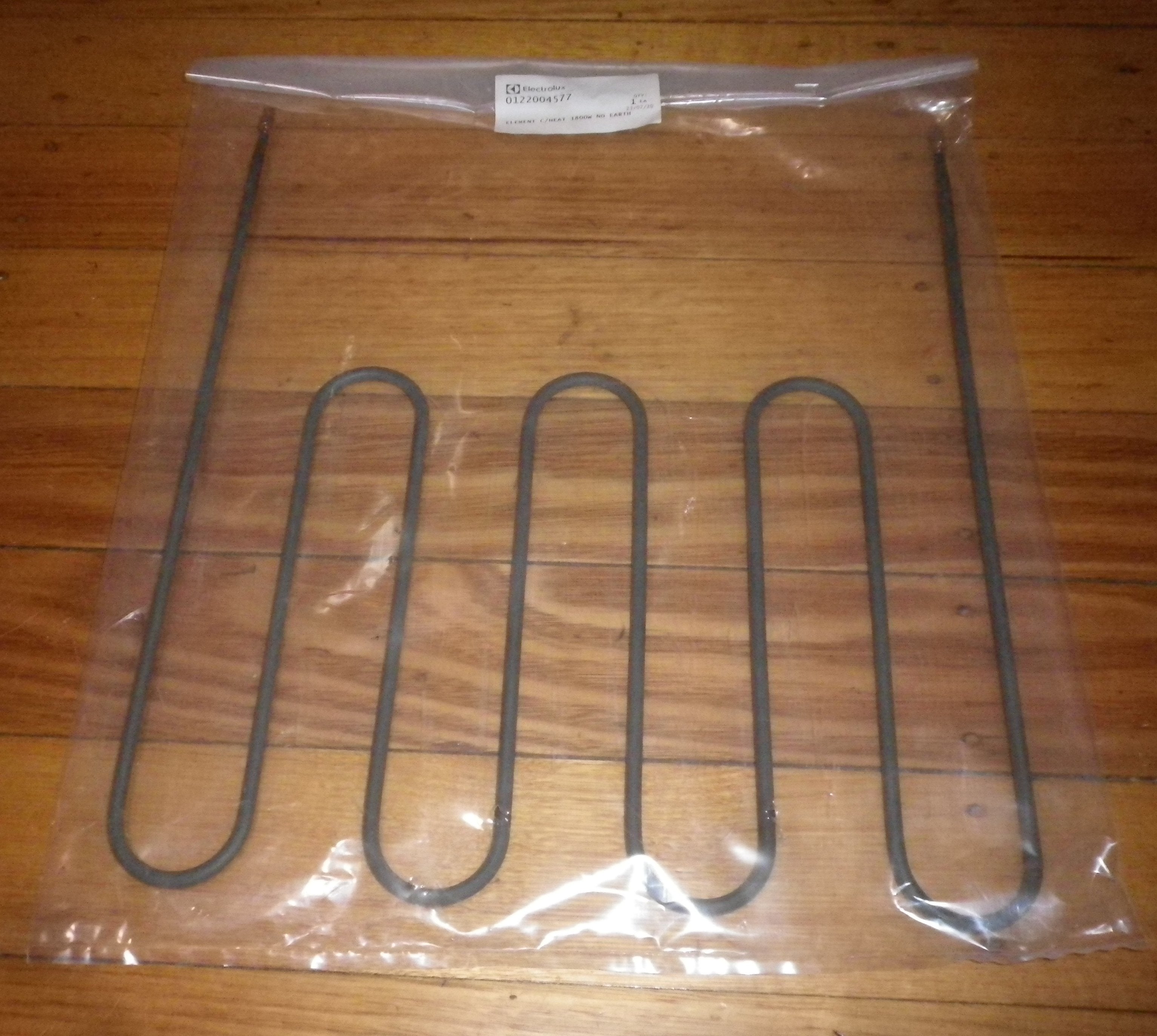 Chef, Westinghouse 1800W Bottom Oven Element (no earth) - Part No. 0122004577