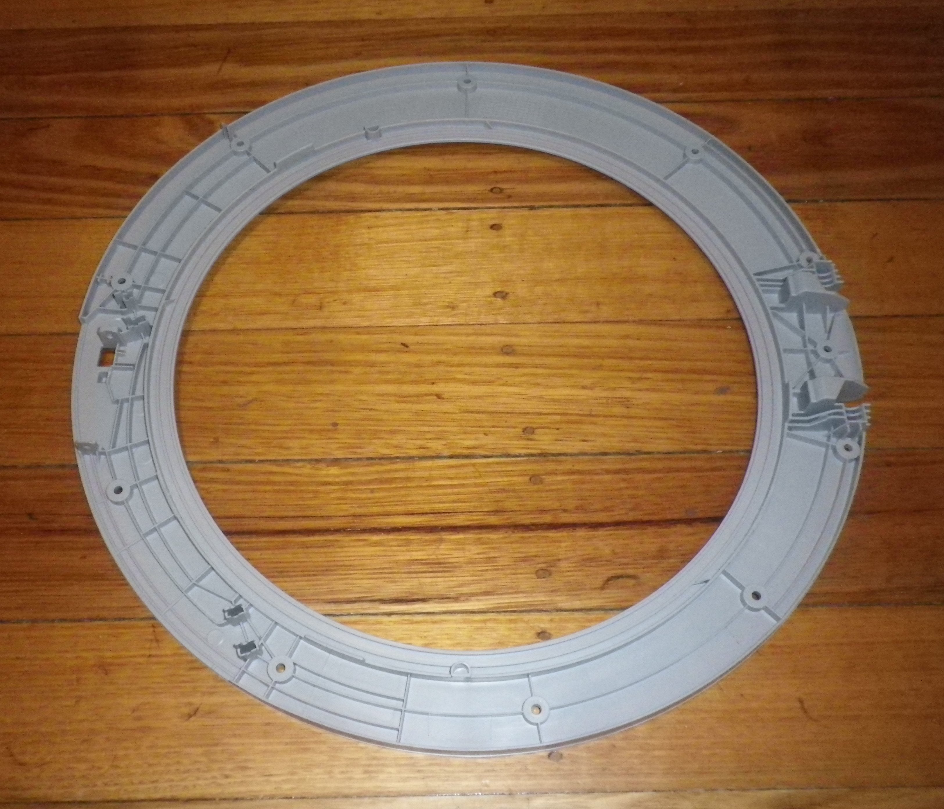 Bosch Logixx Front Loading Washing Machine Inner Door Moulding Replacement Part # 747538