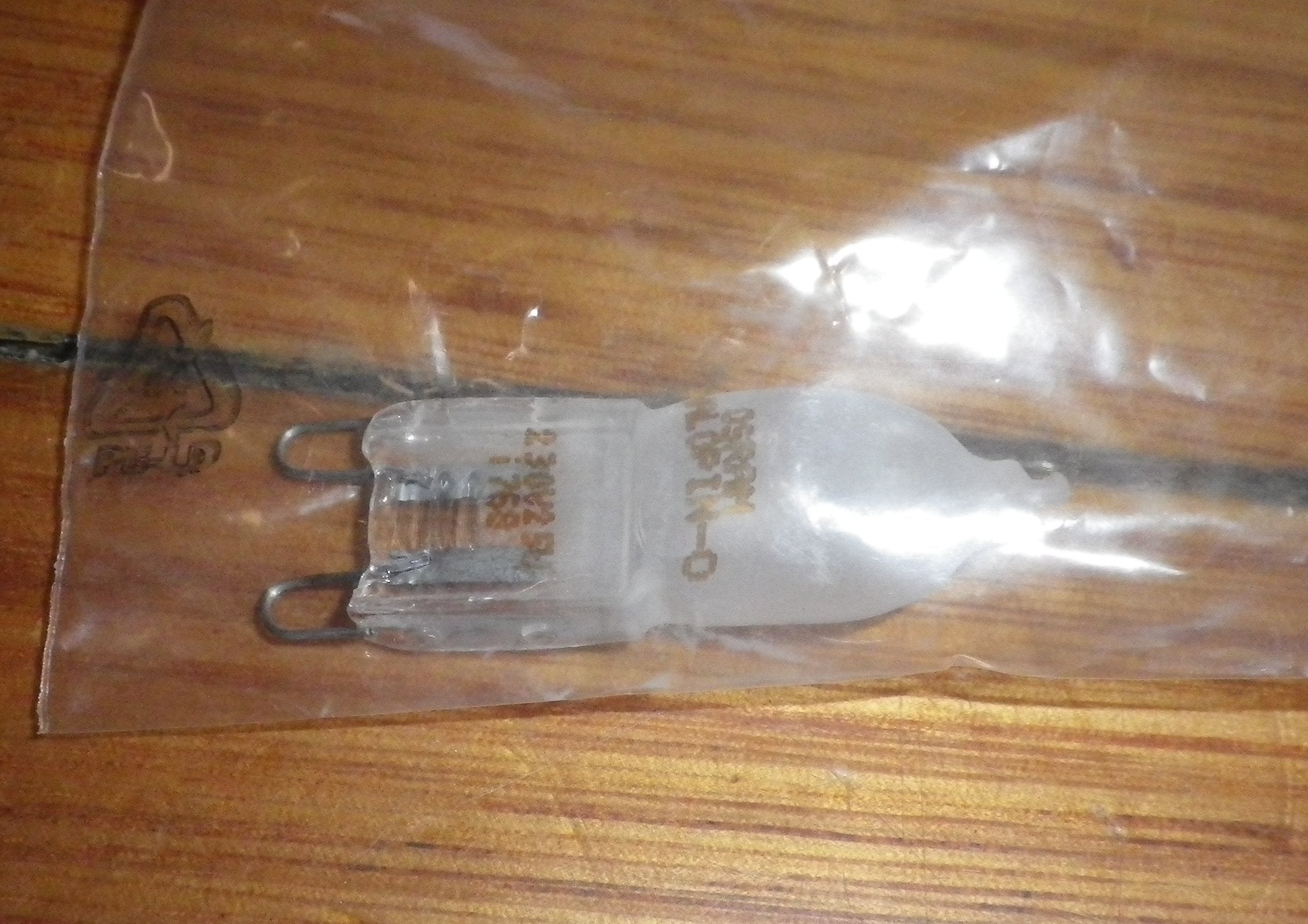 Bosch, Neff, Siemens 25-Watt 230VAC Halogen Globe for Underbench Ovens - Genuine Replacement Part No. 10004812 (Now Use 10032864)
