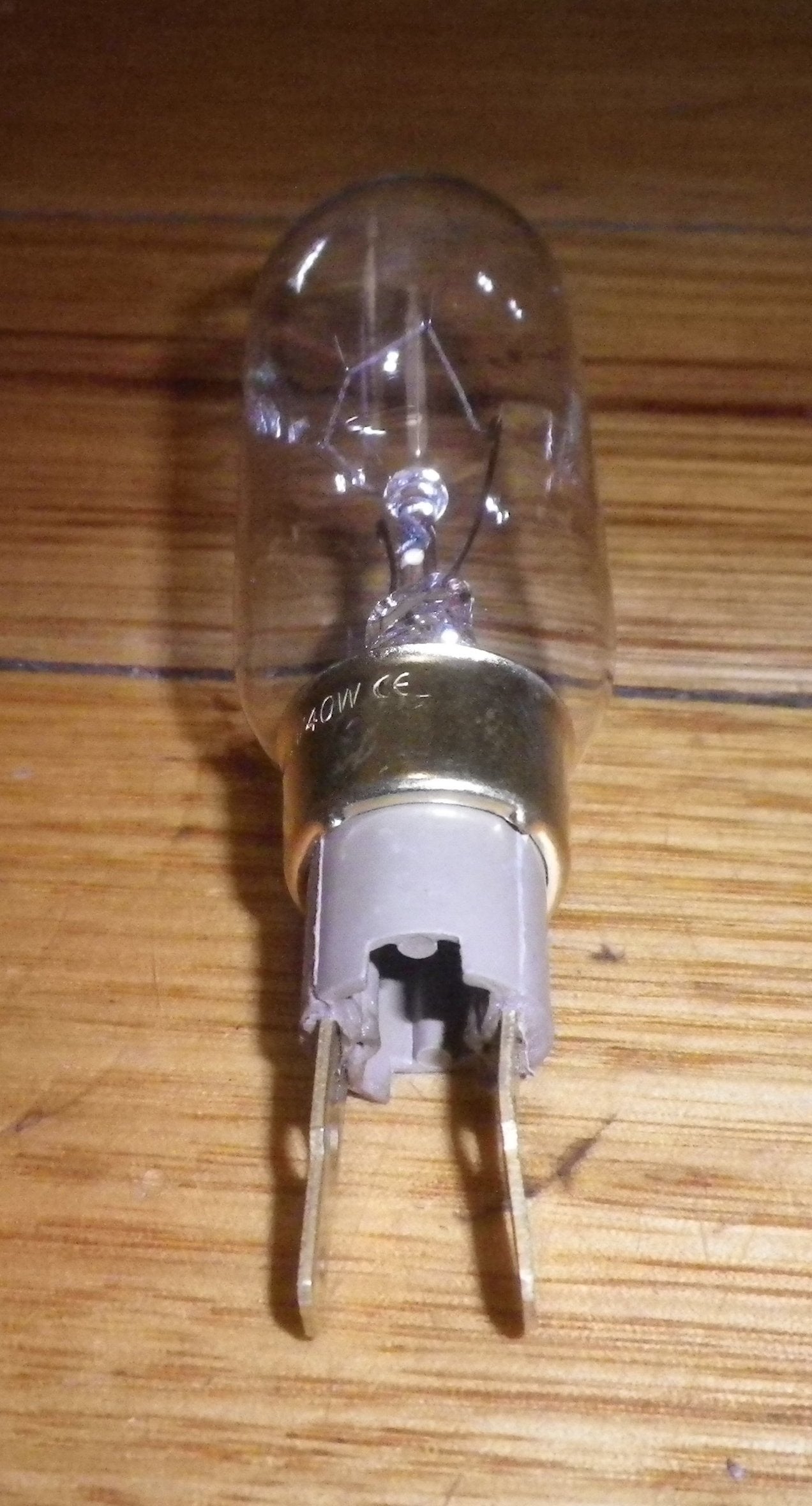Whirlpool 40W 240VAC T-Click Fridge Globe - Genuine Part #484000000986